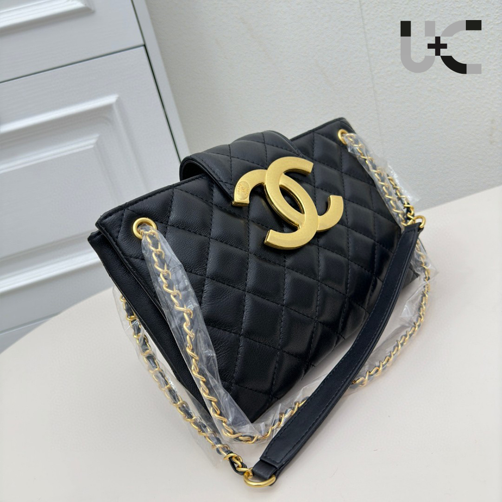 Chanel Vintage large double c lambskin   (Perfect Replica)
