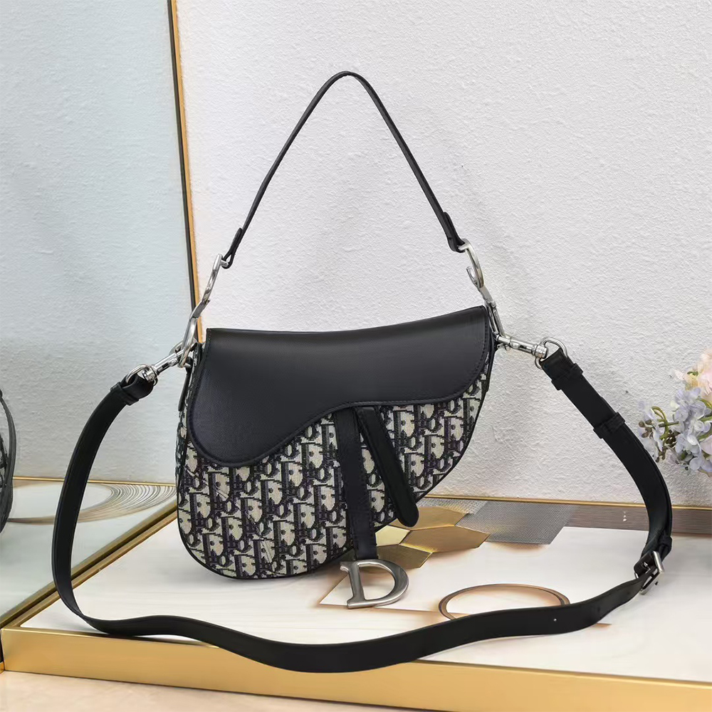 DIOR 0bique Saddle Bag  (Perfect Replica)