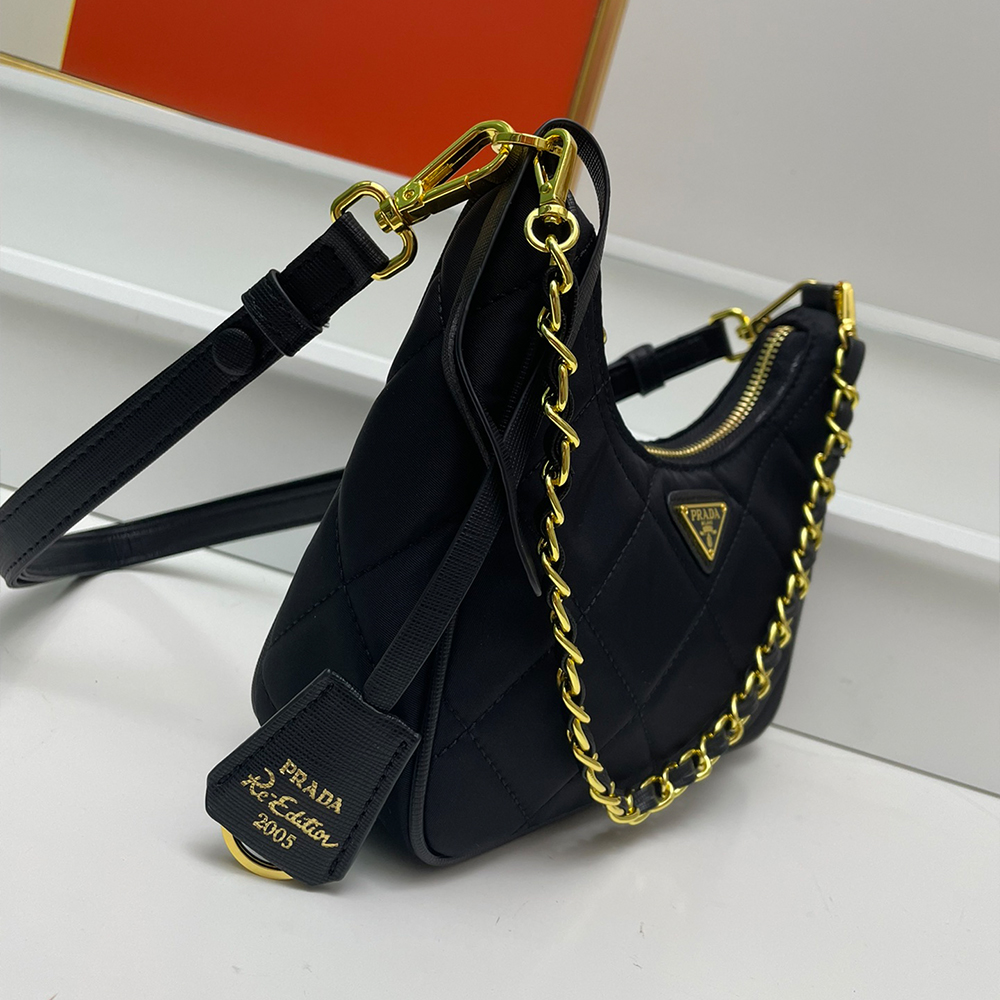 Prada Re-Edition 1995 Chane Re-Nylon bag (Perfect Replica)