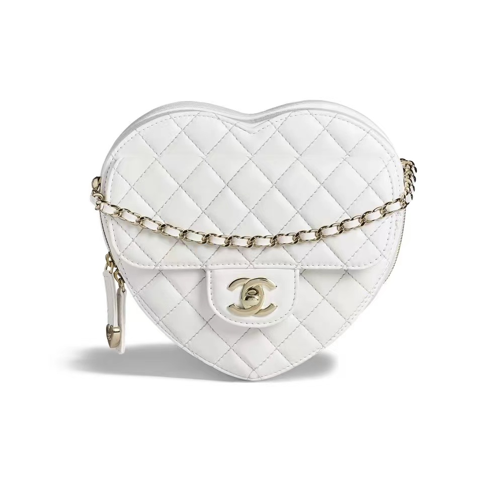Chanel  Heart Bag (Perfect Replica）