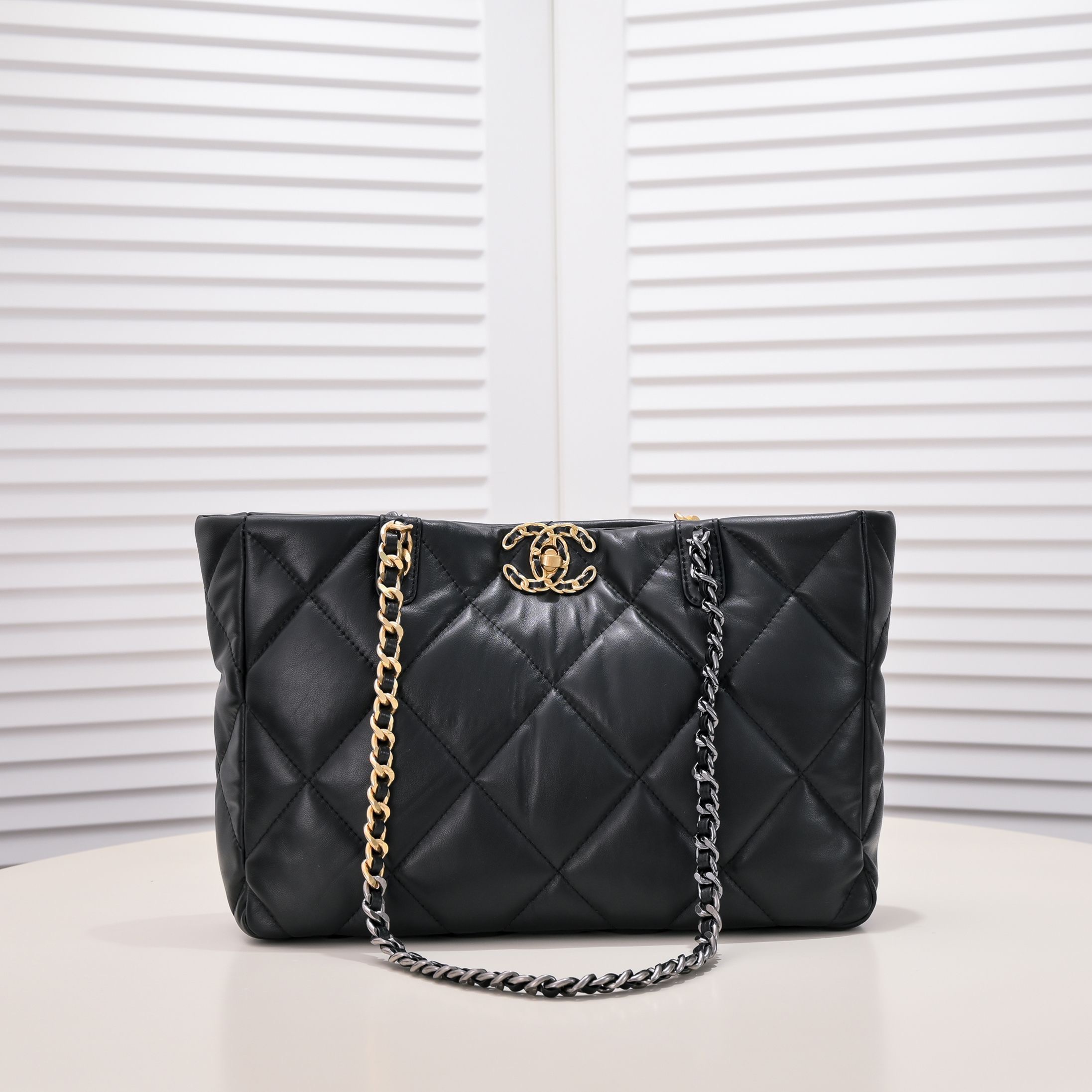 Chanel 19bag Tote Leather Shoulder Crossbody Bag（Perfect Replica）