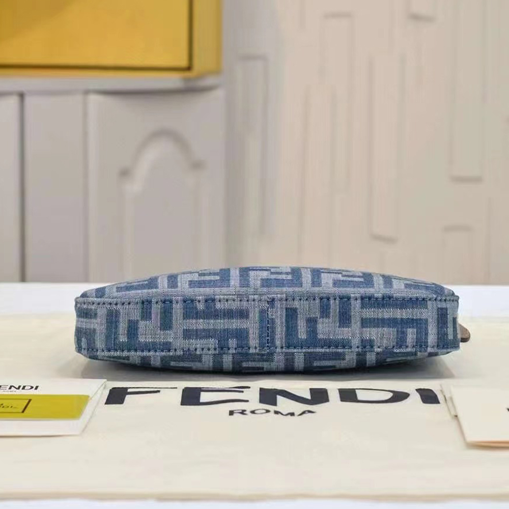 Fendi Baguette Light blue FF chain denim clutch bag  (Perfect Replica)