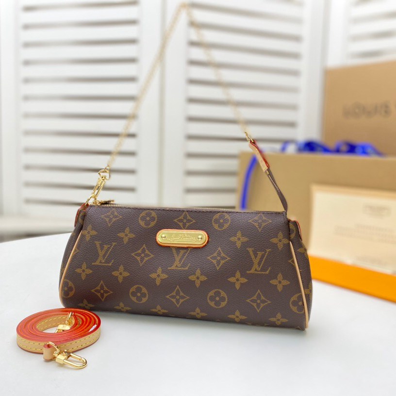 Louis Vuitton LV Chain Crossbody Bag(Perfect Replica)