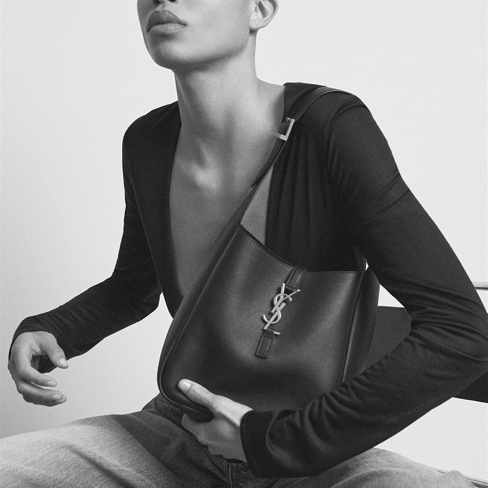 SAINT LAURENT YSL Le 5 à 7 monogram-plaque shoulder bag(Perfect Replica)