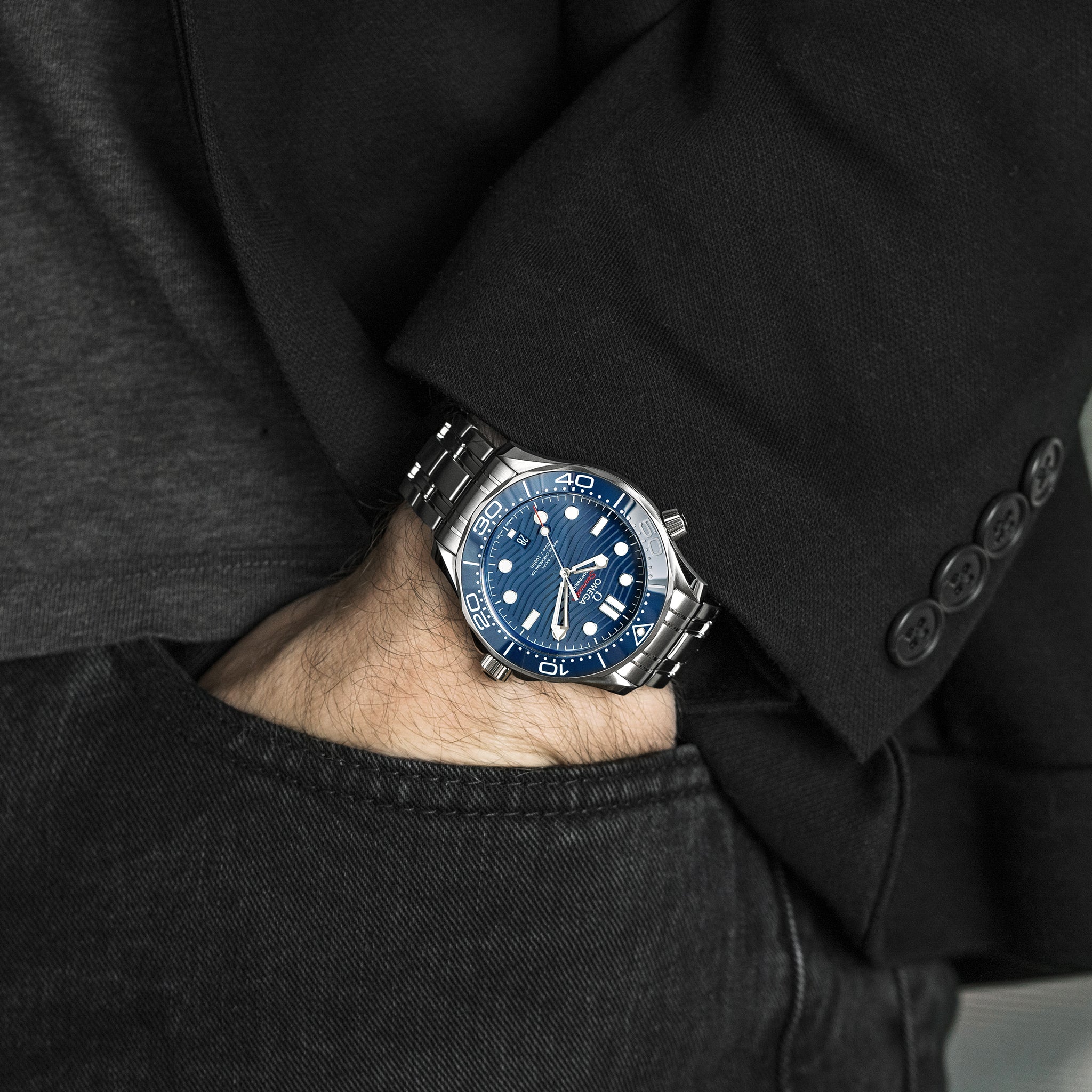 Seamaster Diver 300M Co-Axial Master Chronometer 42mm Blue Dial On Bracelet