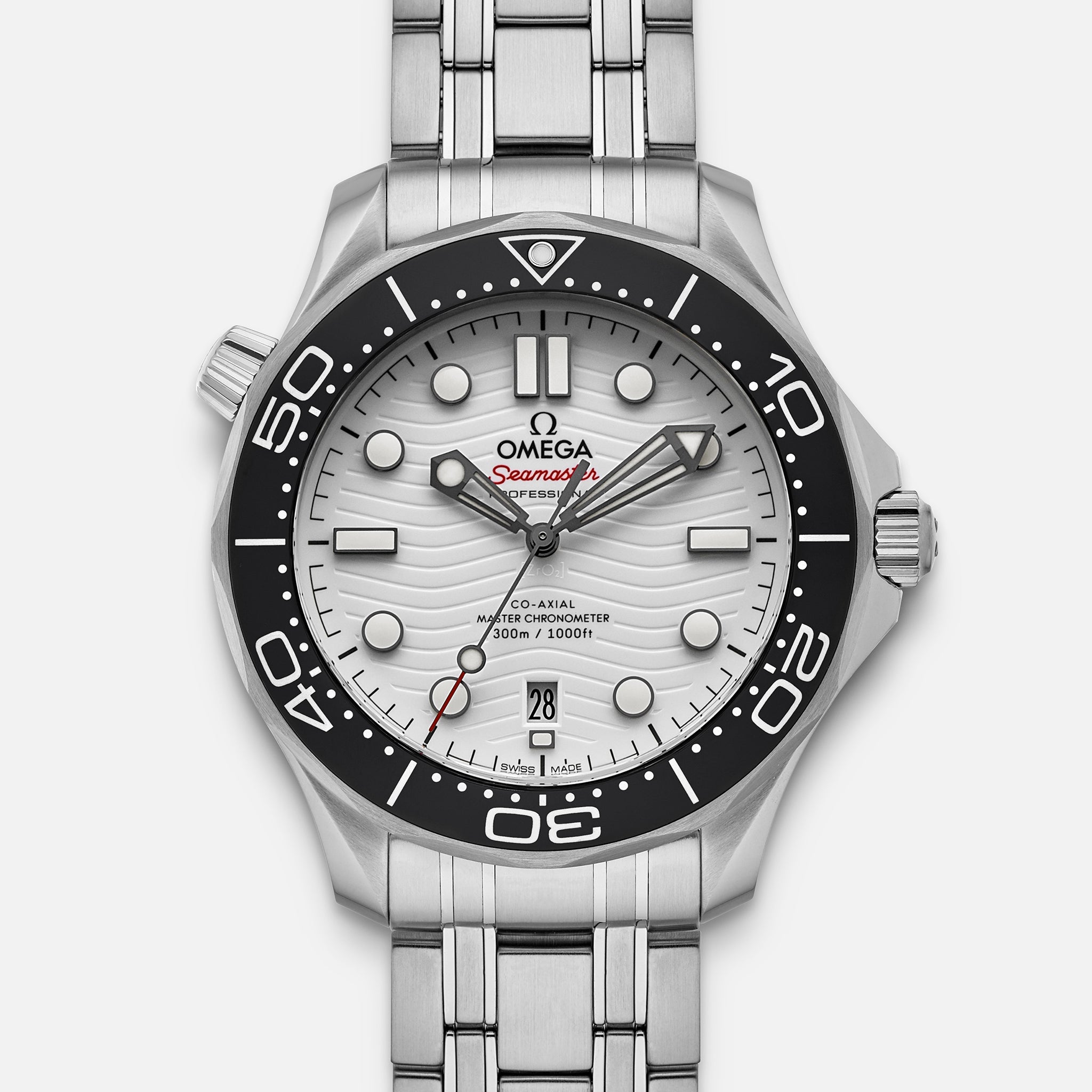Seamaster Diver 300M Co-Axial Master Chronometer 42mm White Dial On Bracelet