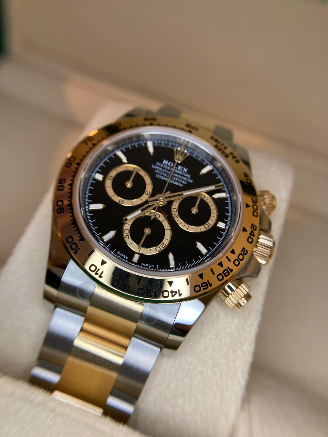Rolex Cosmograph Daytona 40mm, Oystersteel and 18k Yellow Gold, Ref# 126503-0003