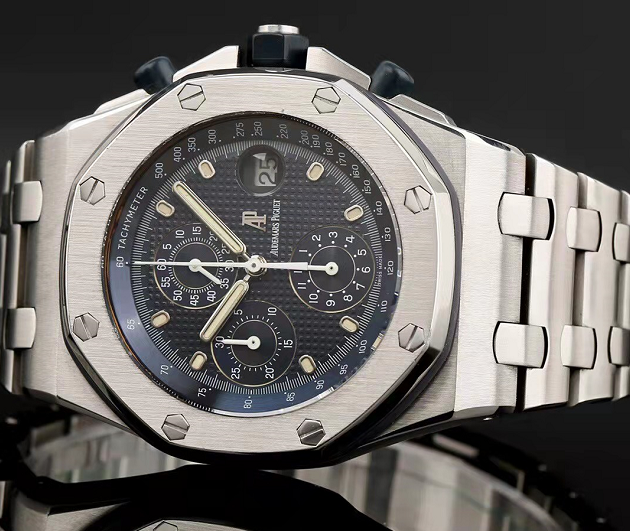 Audemars Piguet Royal Oak Offshore Selfwinding Chronograph Ref.26238ST.OO.2000ST.01