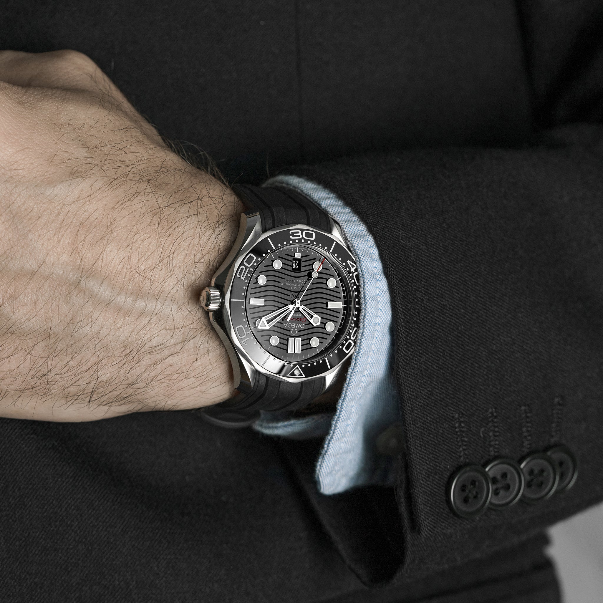 Seamaster Diver 300M Co-Axial Master Chronometer 42mm Black Dial On Rubber Strap