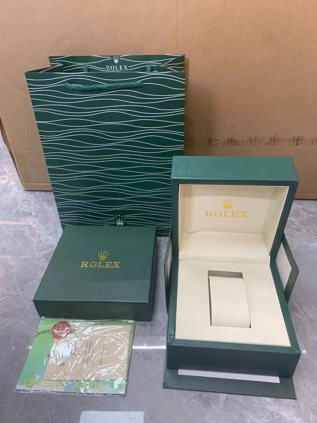 Day-Date 40 – M228235-0002