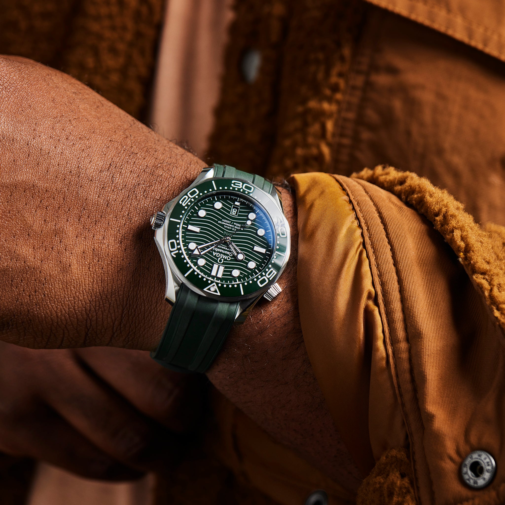 Seamaster Diver 300M Co-Axial Master Chronometer 42mm Green Dial On Rubber Strap