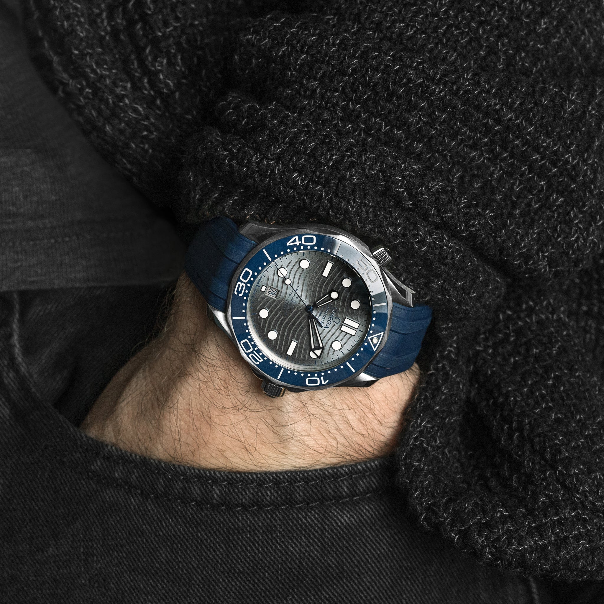 Seamaster Diver 300M Co-Axial Master Chronometer 42mm Grey Dial On Rubber Strap