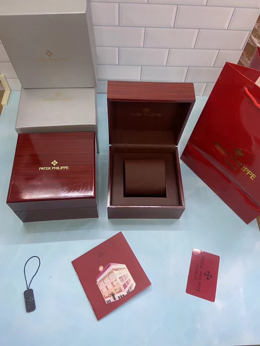 Patek Philippe Aquanaut Black Dial Stainless Steel Automatic Men's Watch 5167-1A 5167/1A