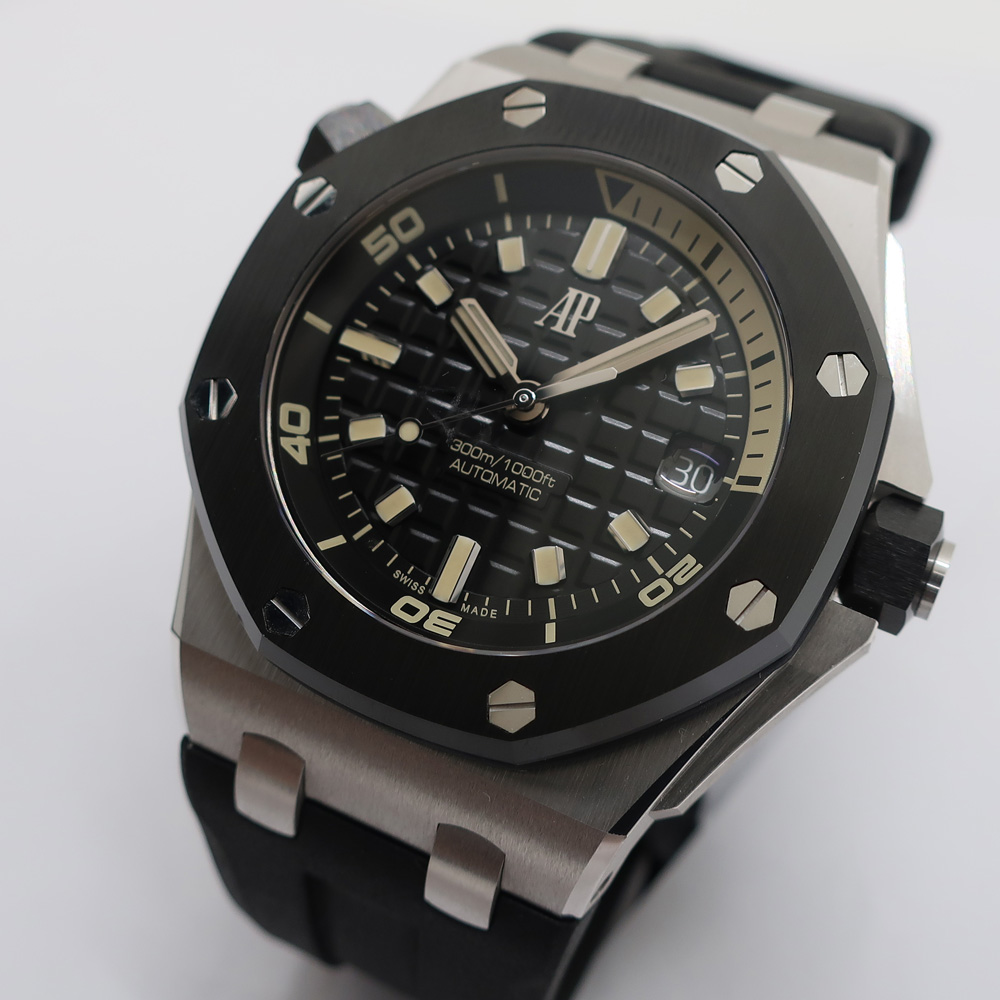 Audemars piguet Royal Oak Offshore Series 15720CN.OO.A002CA.01