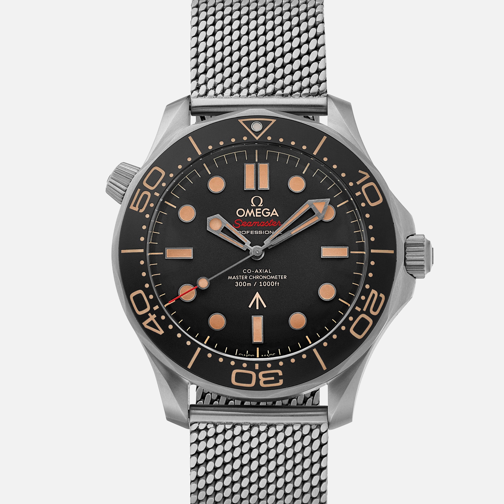 Seamaster Diver 300M Co-Axial Master Chronometer 42mm Titanium 007 Edition On Bracelet