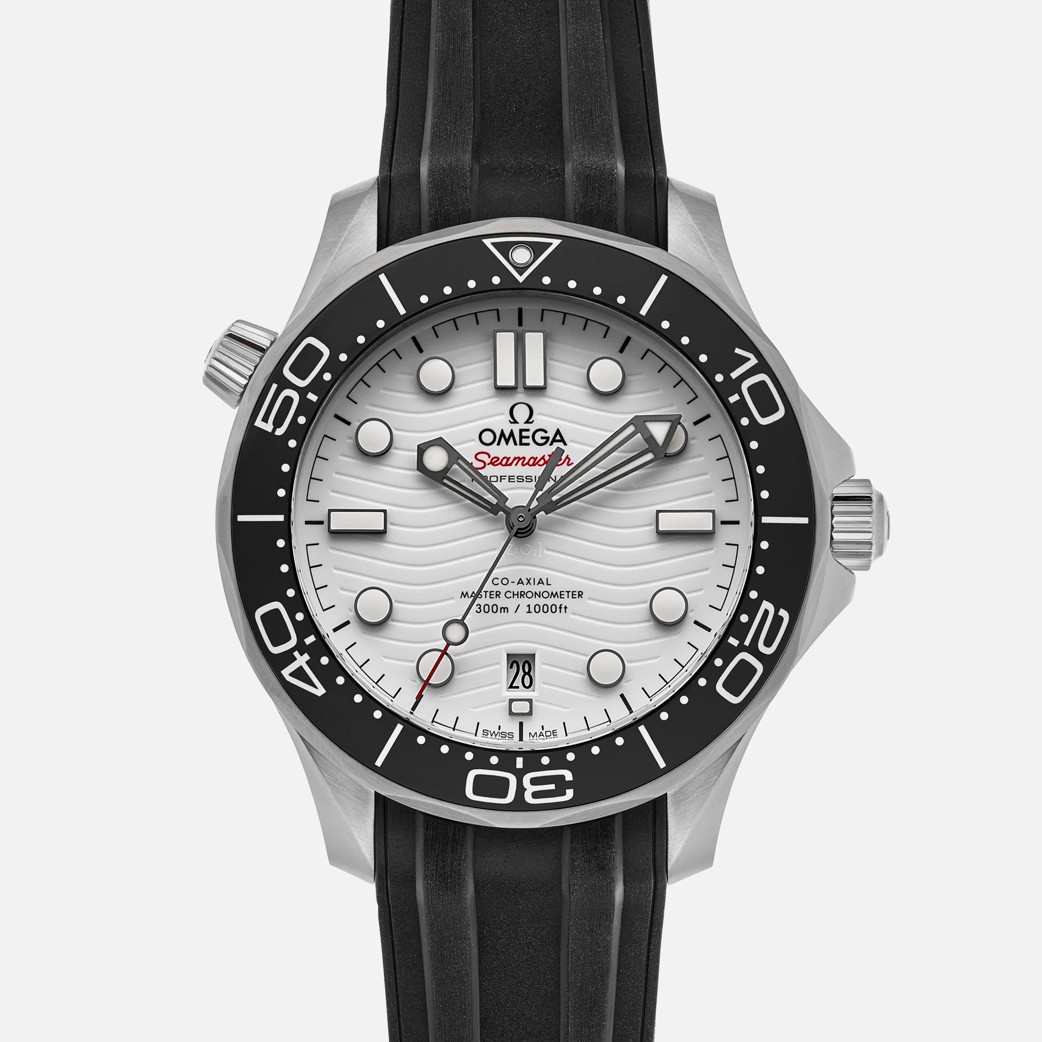 Seamaster Diver 300M Co-Axial Master Chronometer 42mm White Dial On Rubber Strap