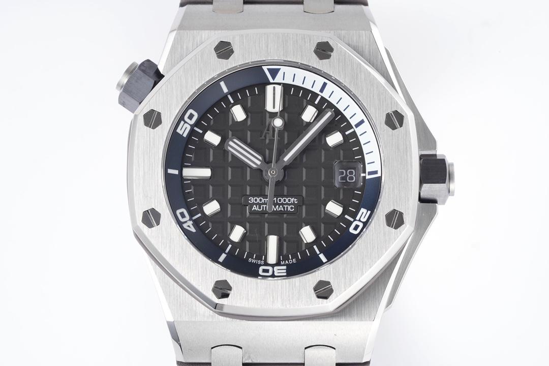 Audemars piguet Royal Oak Offshore Series 15720ST.OO.A009CA.01
