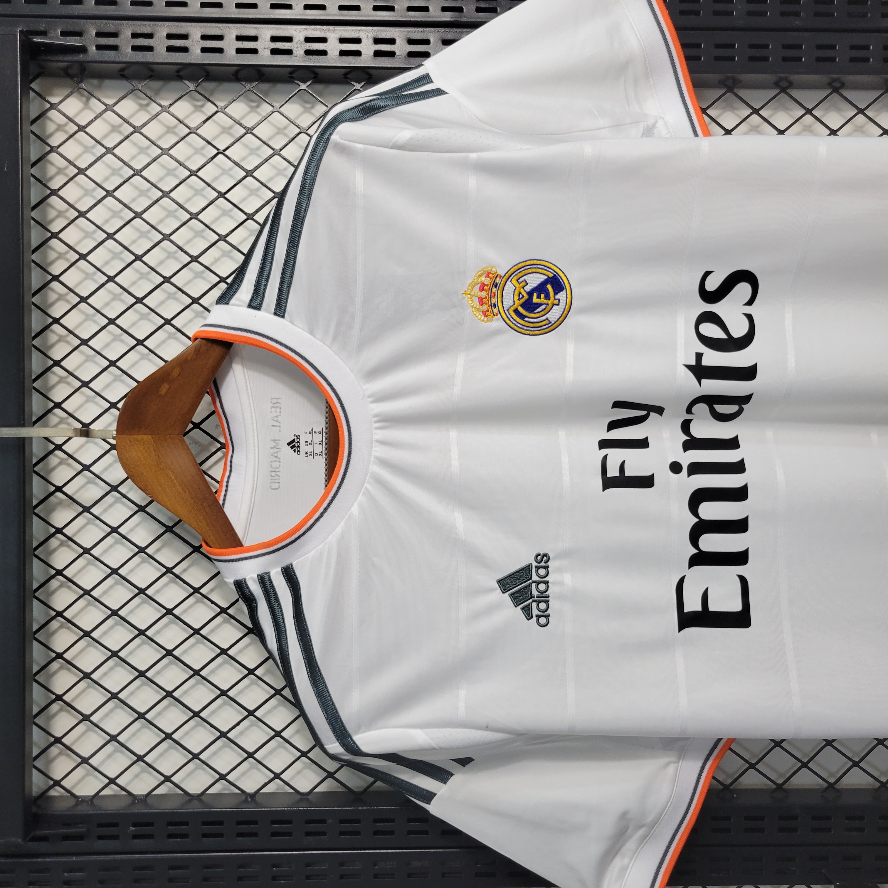 Retro Real Madrid 13-14 Home Stadium Jersey - ReplicasJersey