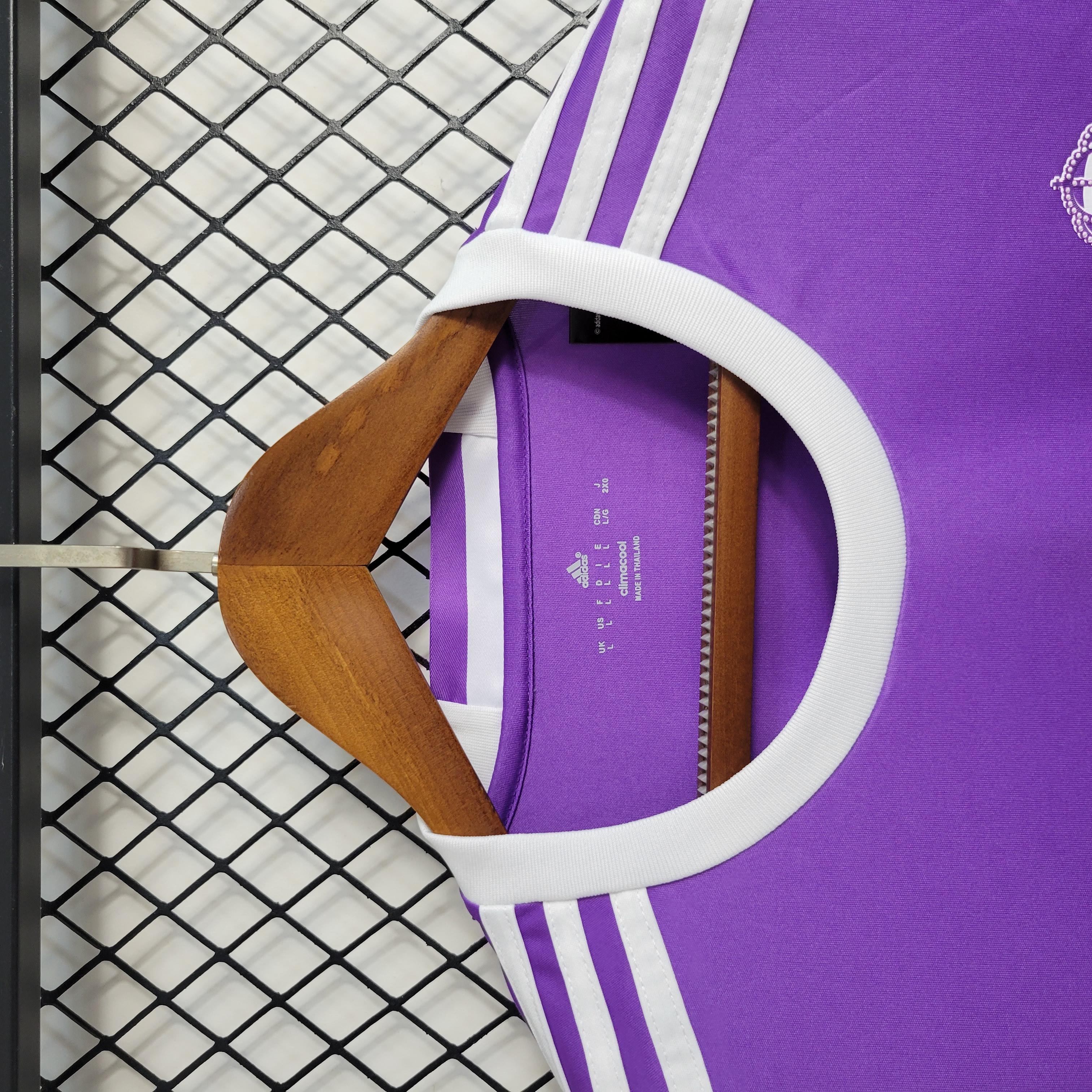 Retro Real Madrid 16-17 Away Jersey - Champions League Final Version - ReplicasJersey