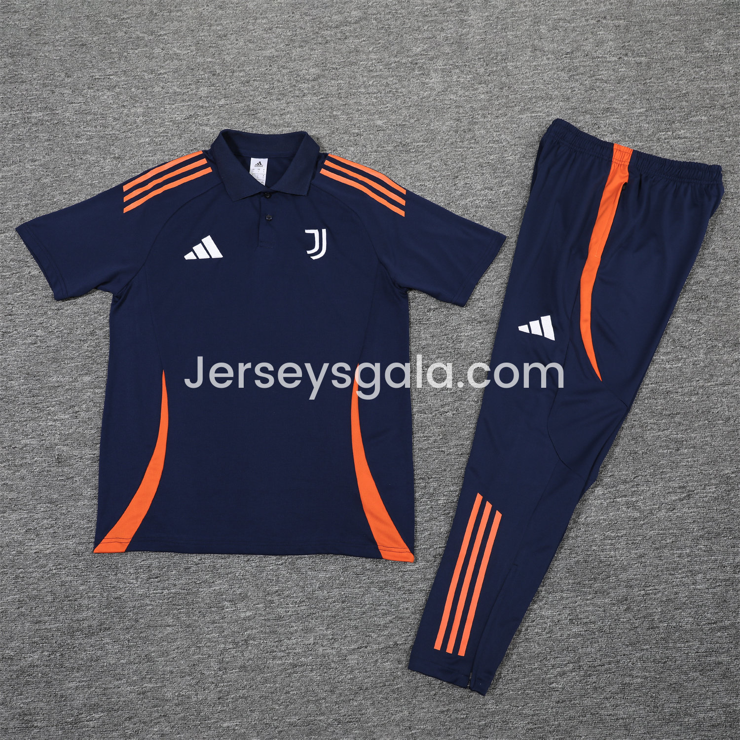 Juventus 25-26 POLO Short-Sleeve Training Set - Deep Blue Top and Pants with Orange Stripes - ReplicasJersey