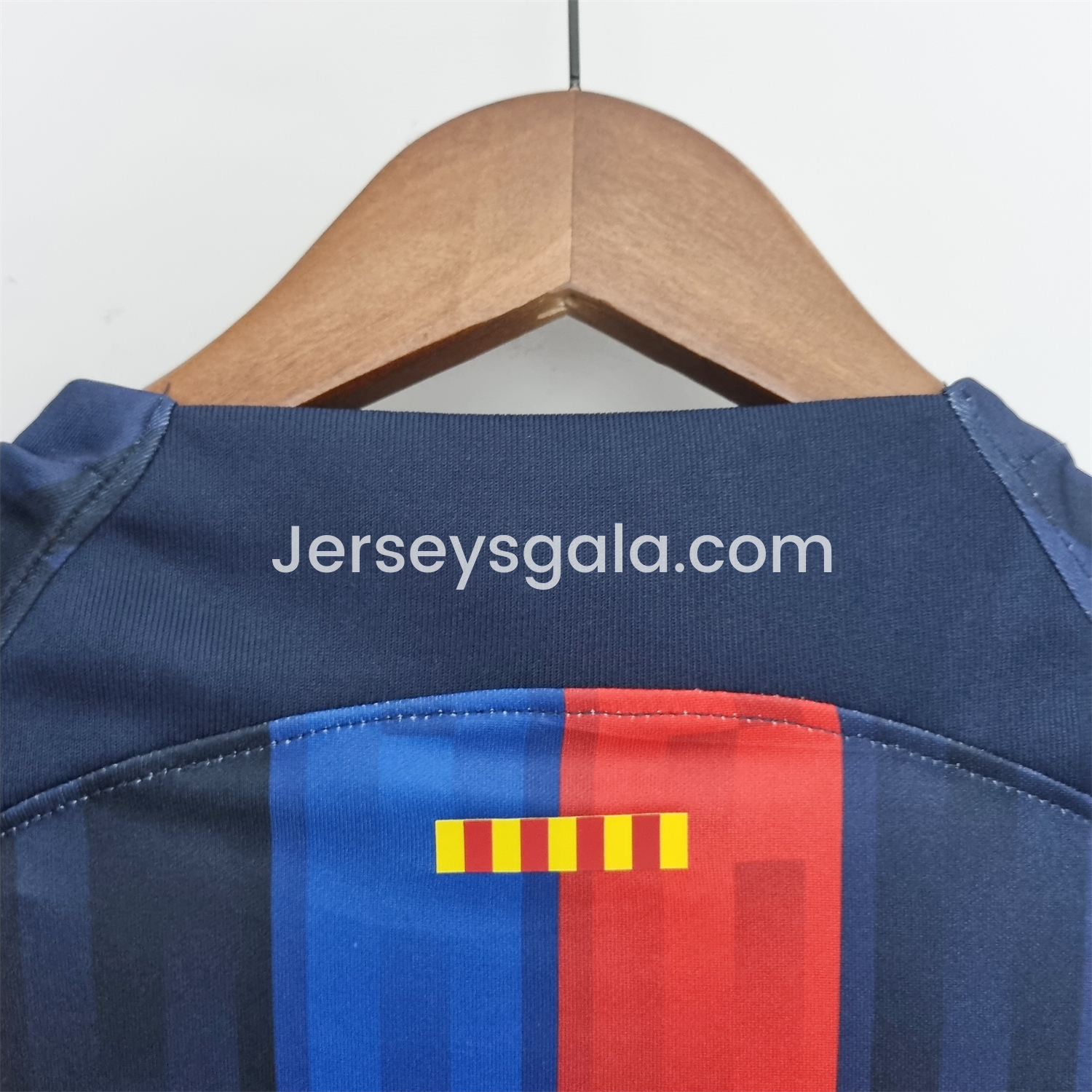 Retro B.A.R.S.A 22-23 Home Jersey - ReplicasJersey