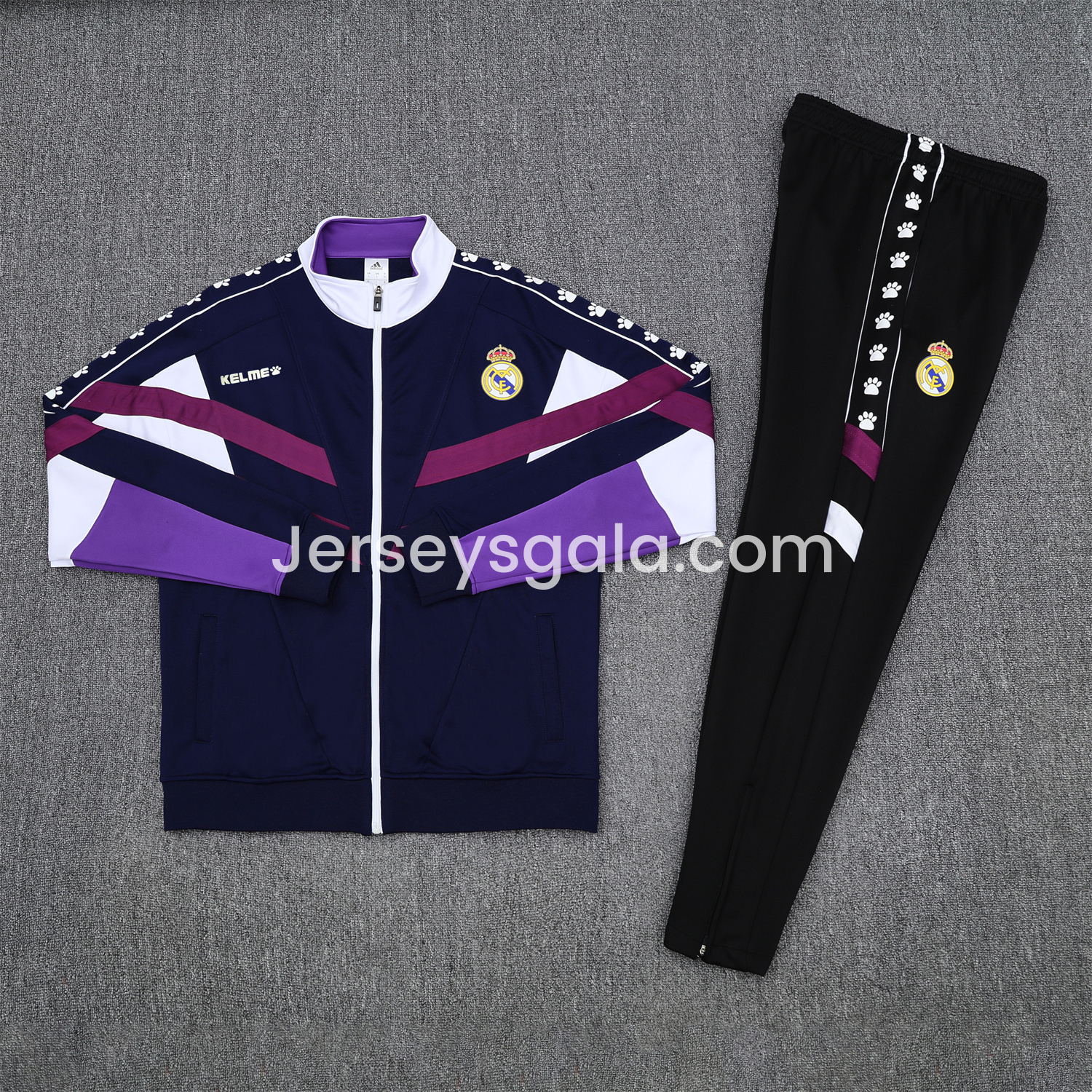 Real Madrid 25-26 Throwback Jacket Training Tracksuit - Deep Blue and Purple Jackets & Black Pants - ReplicasJersey