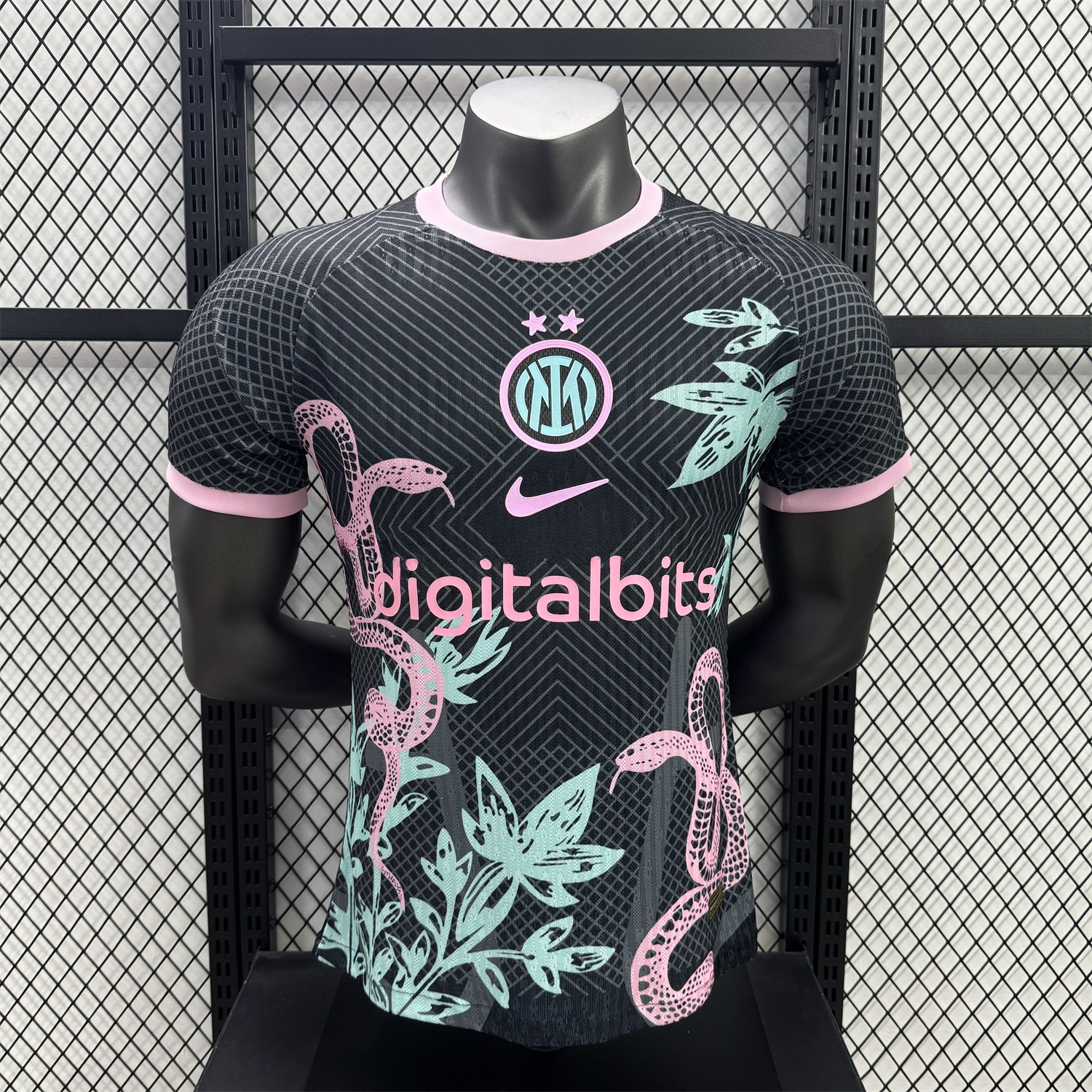 Inter Milan 25-26 Pink Snake Special Black Jersey - Player Version - ReplicasJersey