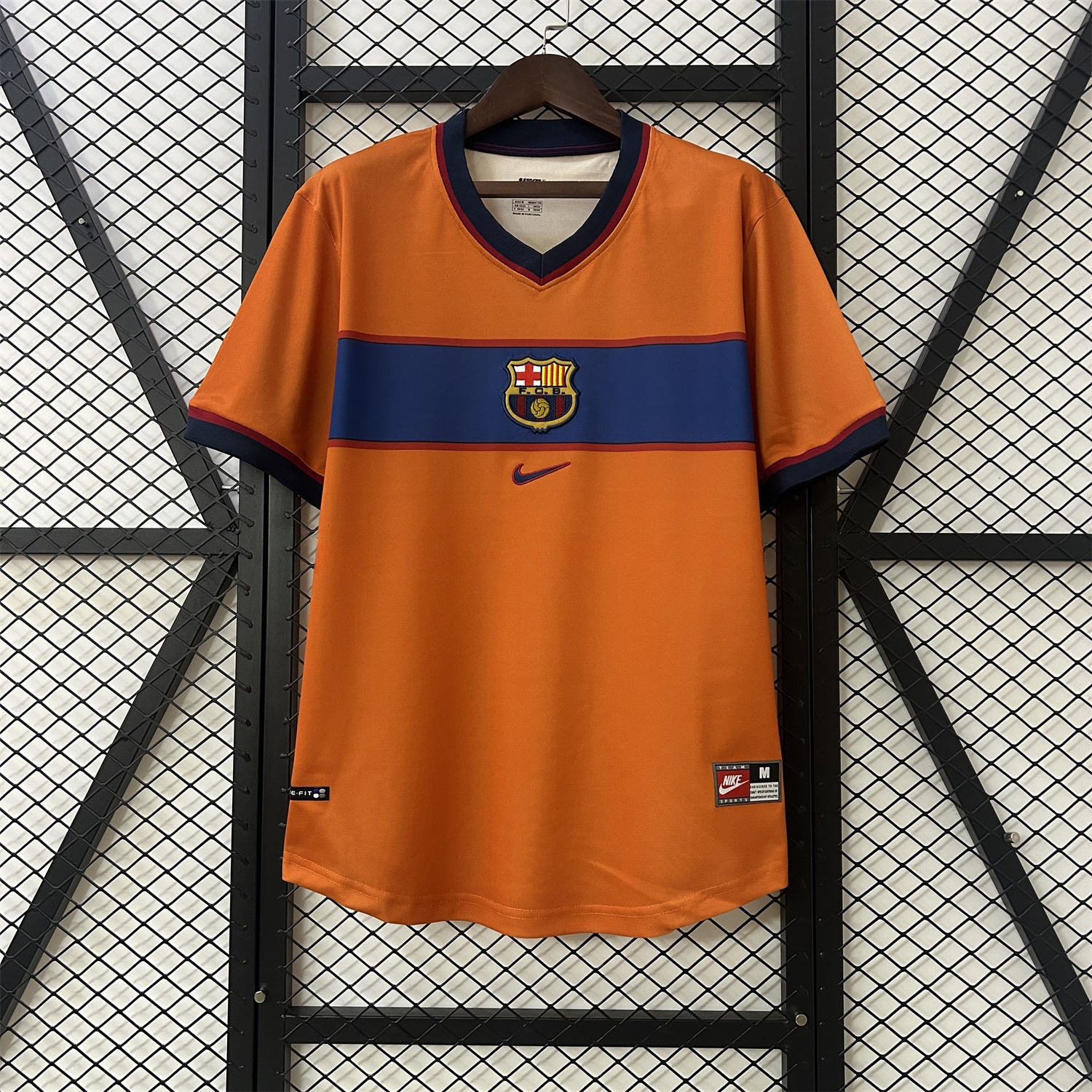 B.A.R.S.A Retro 98-99 Third Jersey - ReplicasJersey