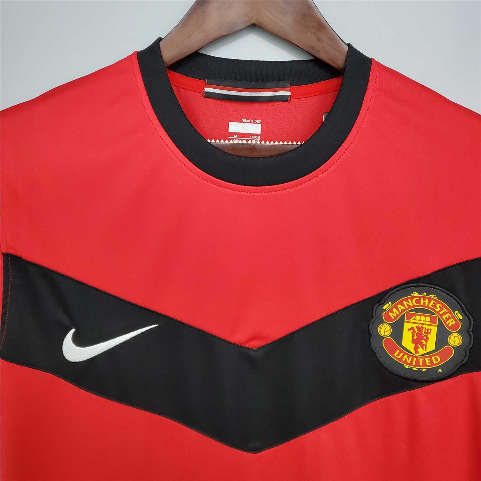 Manchester United Retro 09-10 Home Stadium Jersey - ReplicasJersey