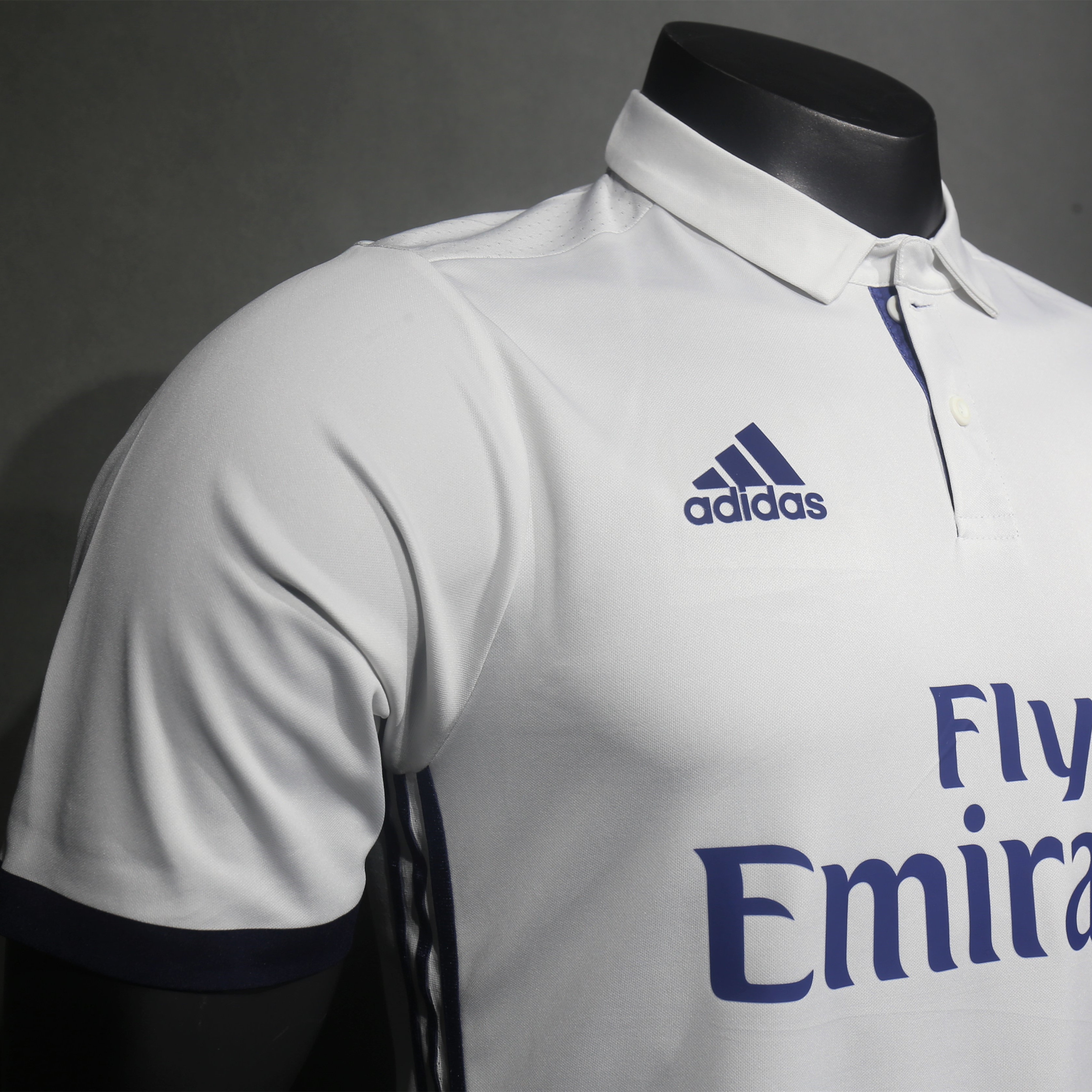 Retro Real Madrid 16-17 Home Jersey - Player Version - ReplicasJersey
