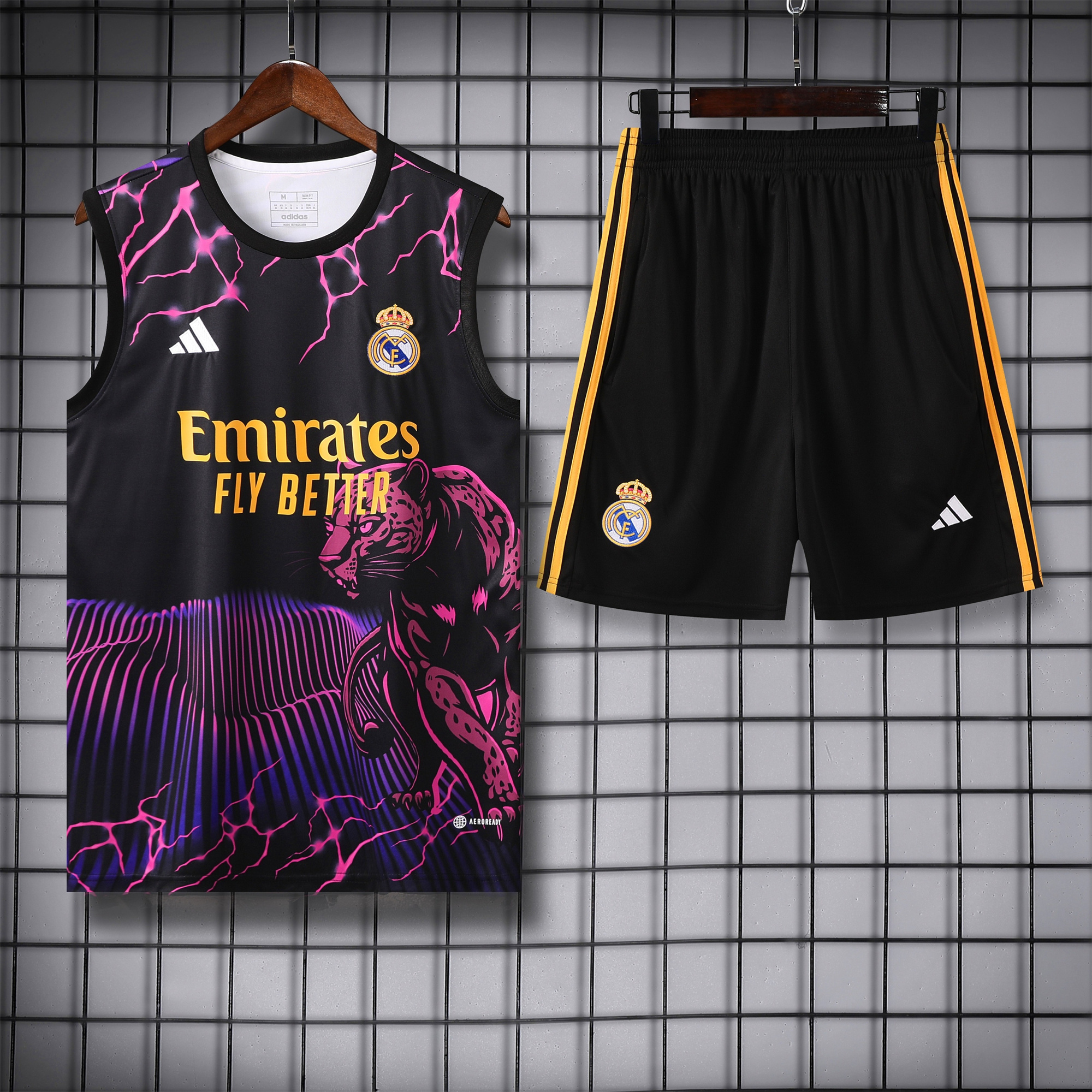 Real Madrid 24-25 Vest Training Set - Purple & Black Leopard - ReplicasJersey