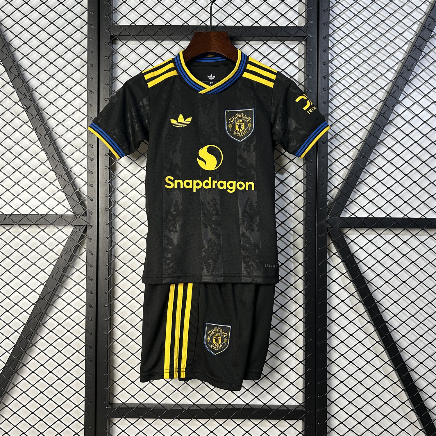 Manchester United 25-26 Third Black Kids Kit - ReplicasJersey