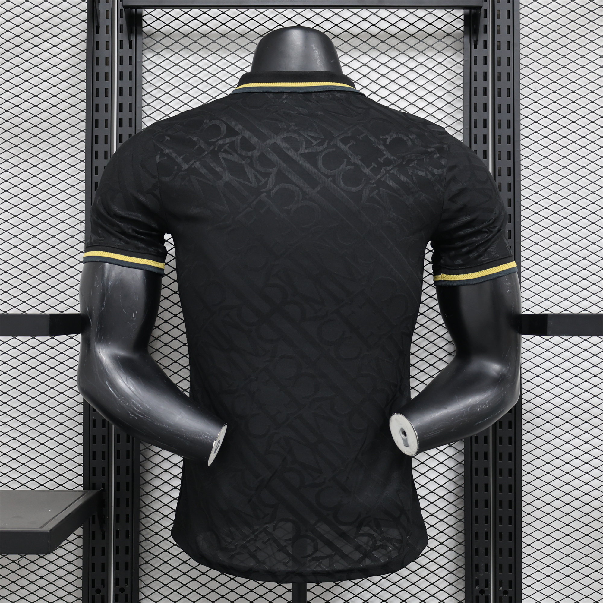 Real Madrid 24-25 Black Gold Special Edition Jersey - Player Version - ReplicasJersey