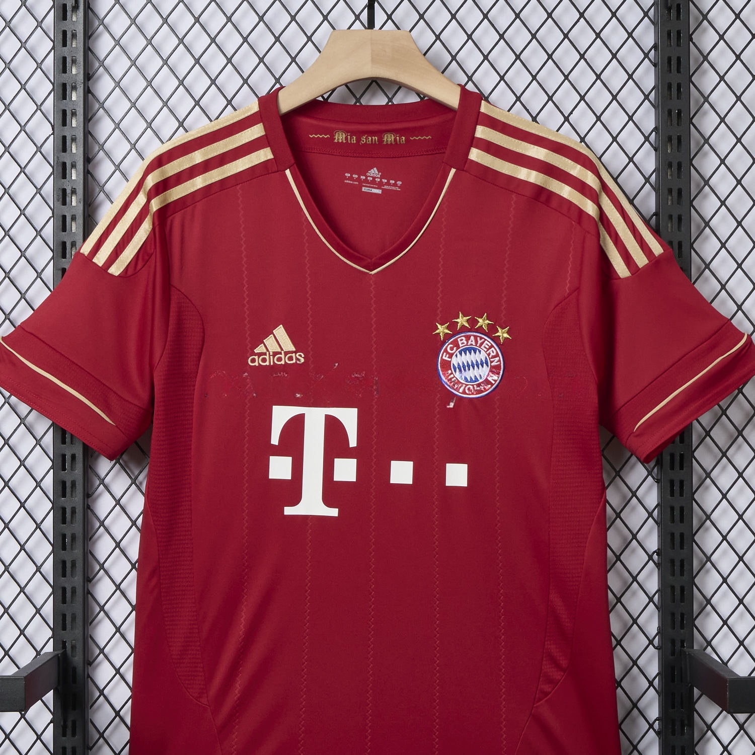 Retro Bayern Munich 2012-13 Home Jersey - ReplicasJersey