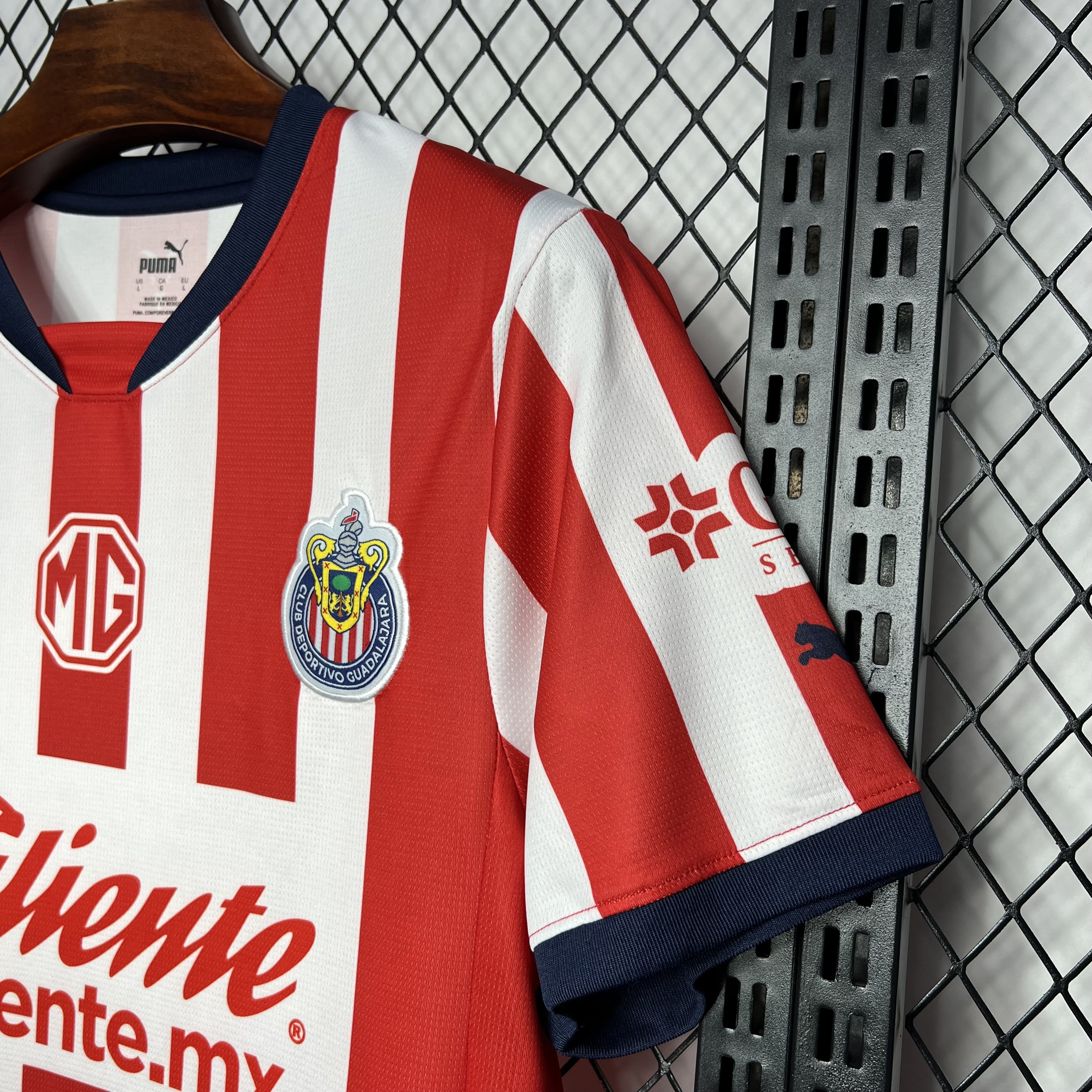 Chivas de Guadalajara 24-25 Home Stadium Jersey - Fans Version - ReplicasJersey