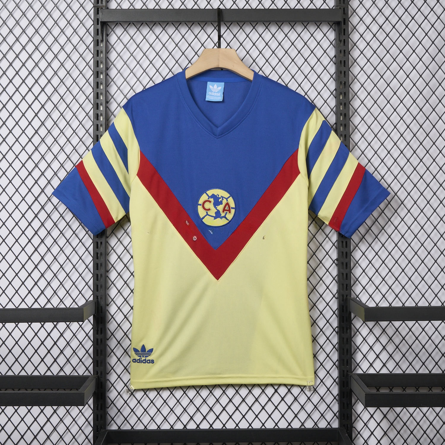 Retro Club América 1982-84 Home Jersey - ReplicasJersey
