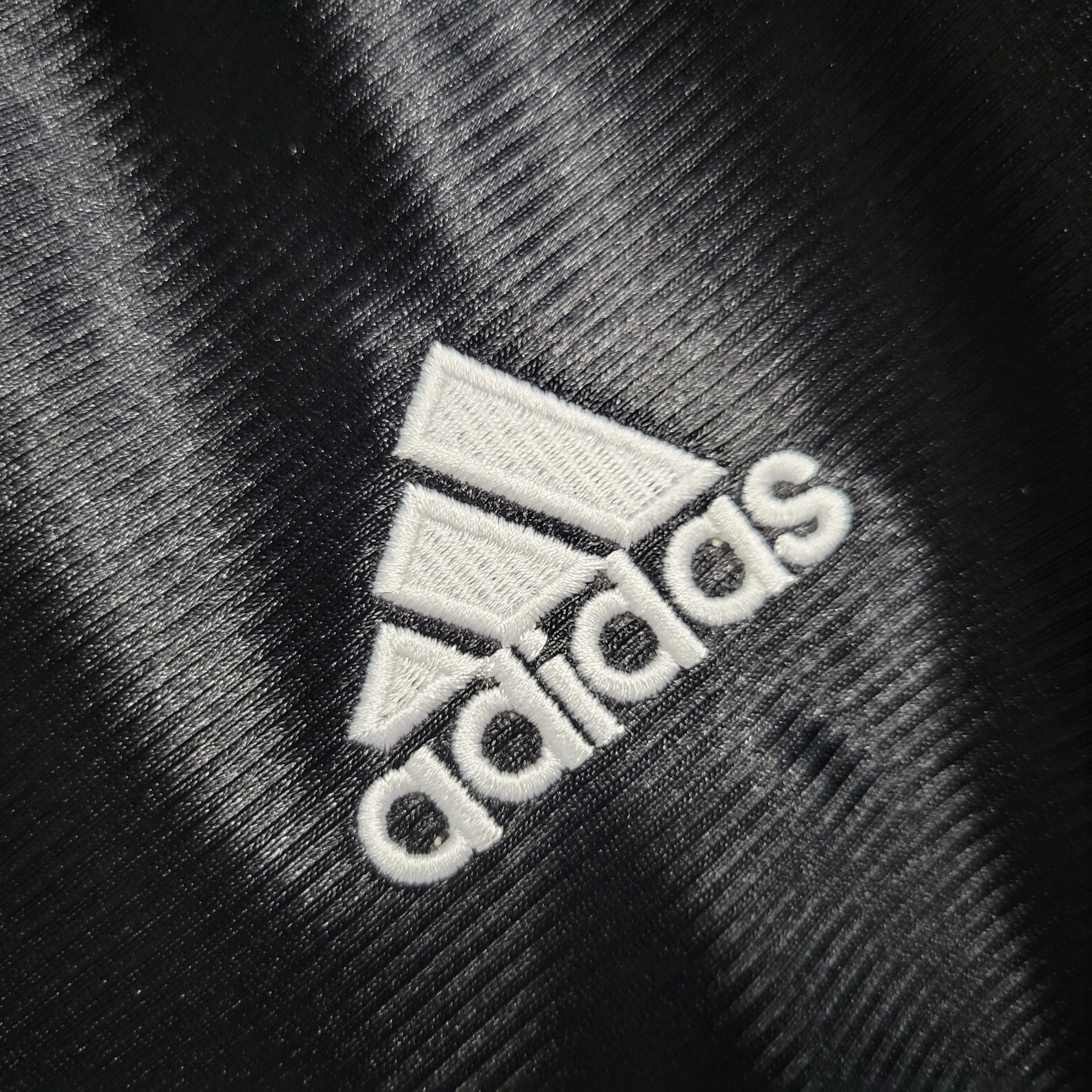 Retro Real Madrid 1999-01 Away Jersey - ReplicasJersey