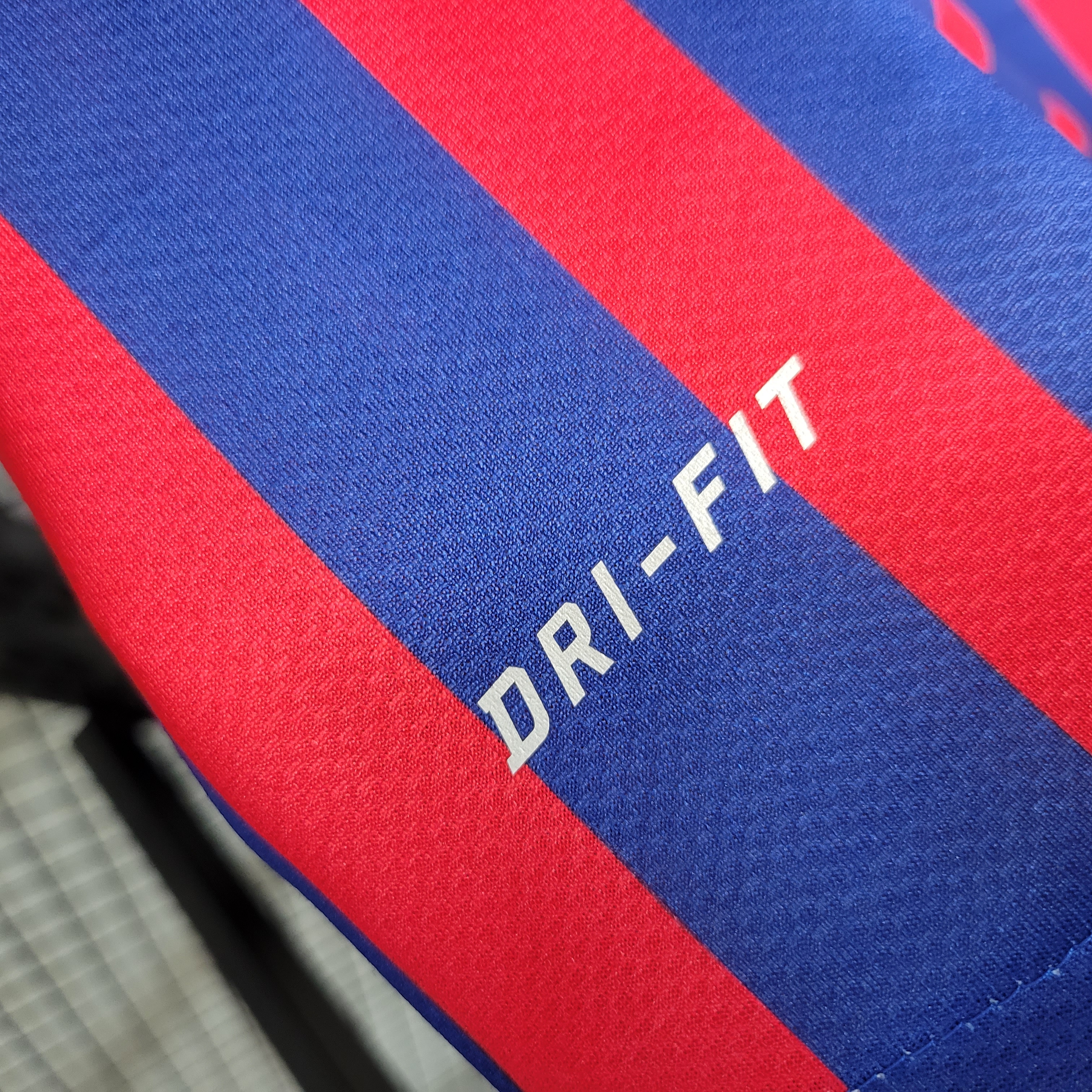 B.A.R.S.A Retro 11-12 Home Stadium Jersey - ReplicasJersey