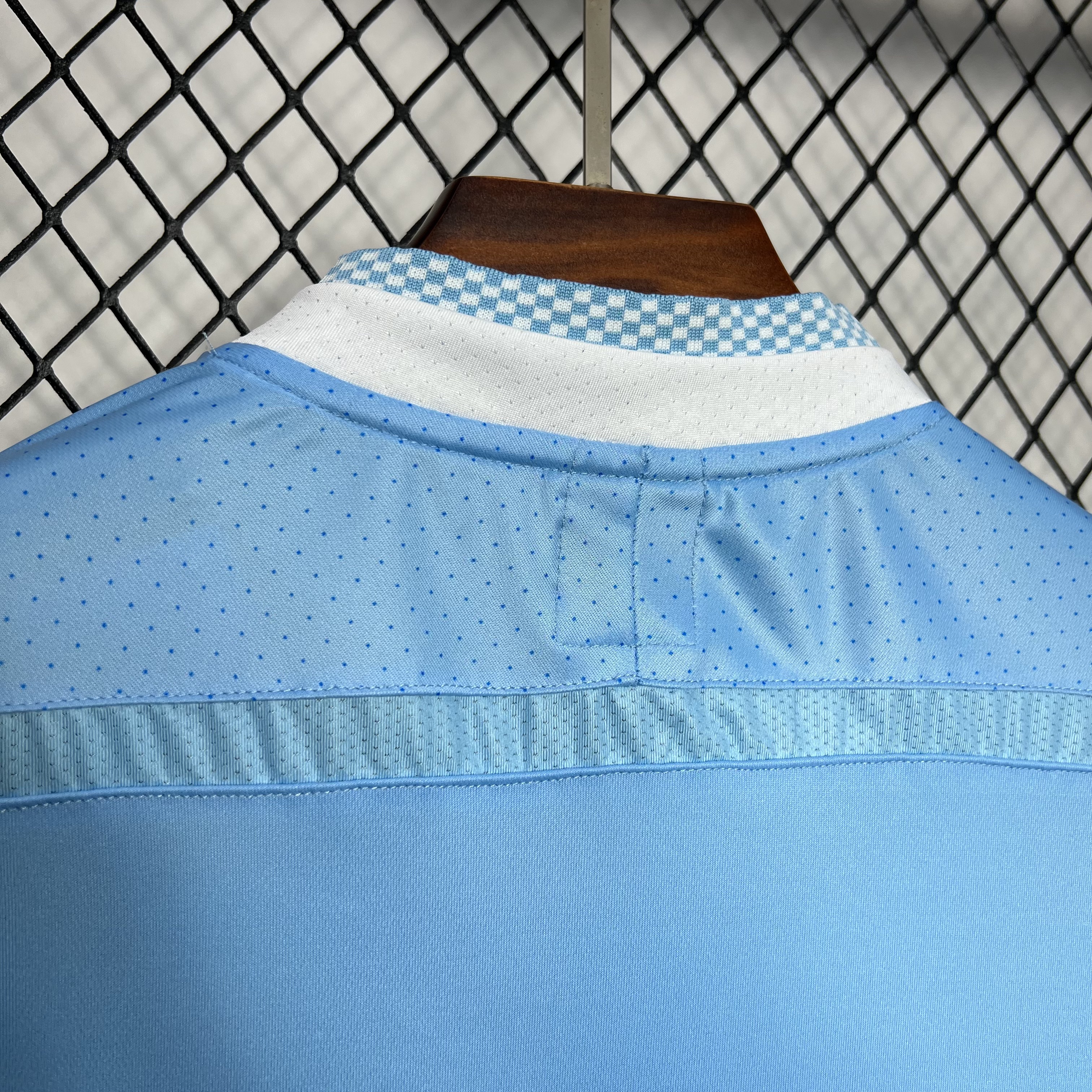 Retro Manchester City 2011-12 Home Stadium Jersey - ReplicasJersey