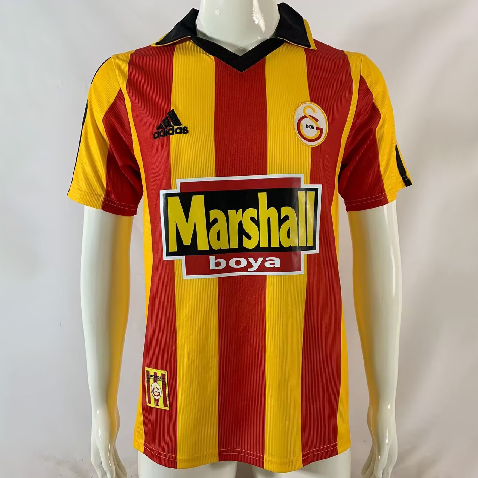 Retro Galatasaray 1999-00 Home Jersey - ReplicasJersey