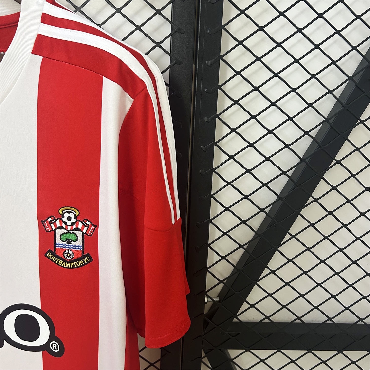 Retro Southampton 2015-16 Home Jersey - ReplicasJersey