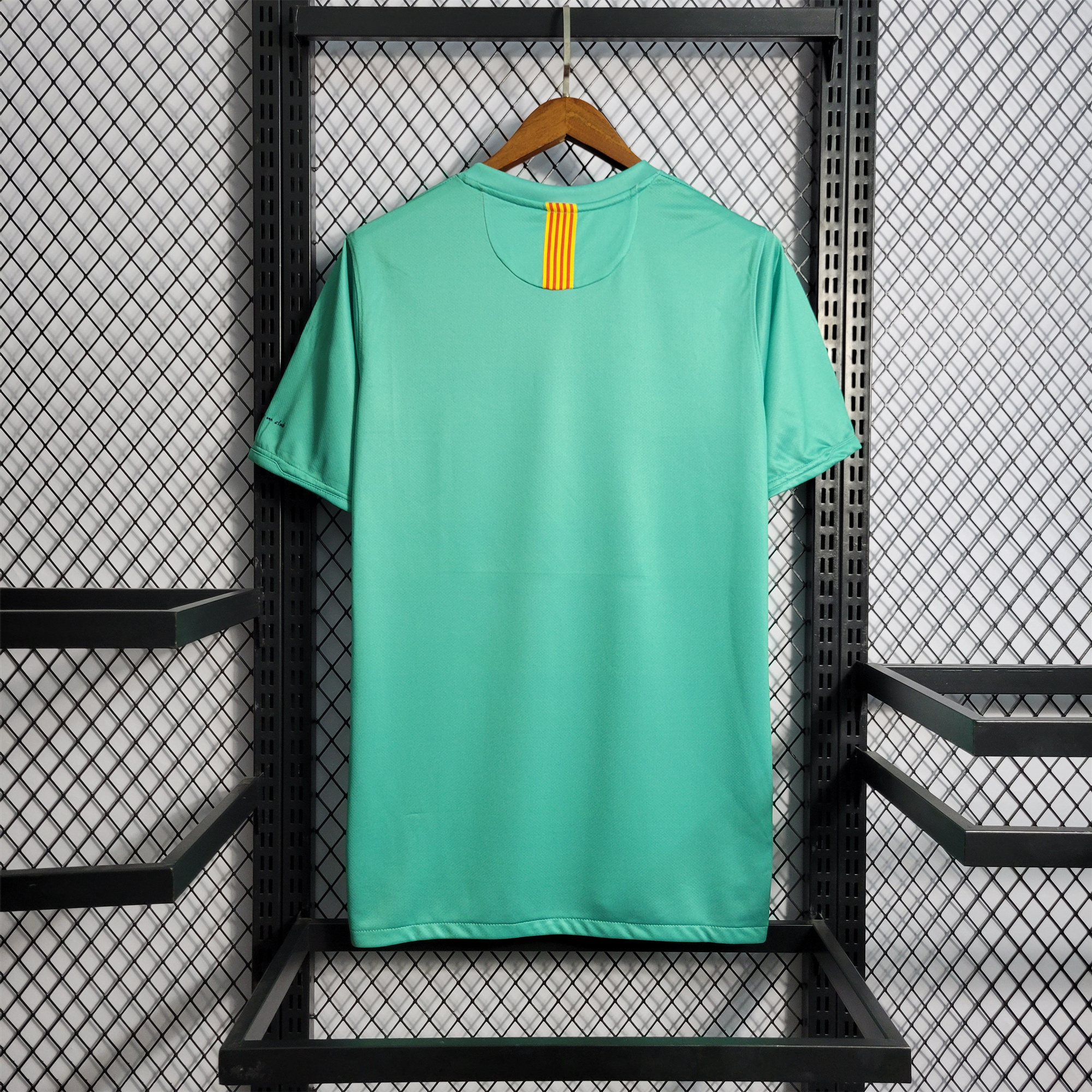 B.A.R.S.A Retro 10-11 Away Stadium Jersey - ReplicasJersey