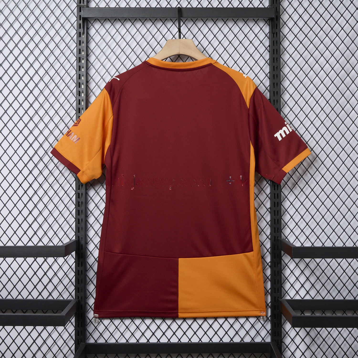 Galatasaray 25-26 Home Jersey with Five Stars - Fans Version - ReplicasJersey