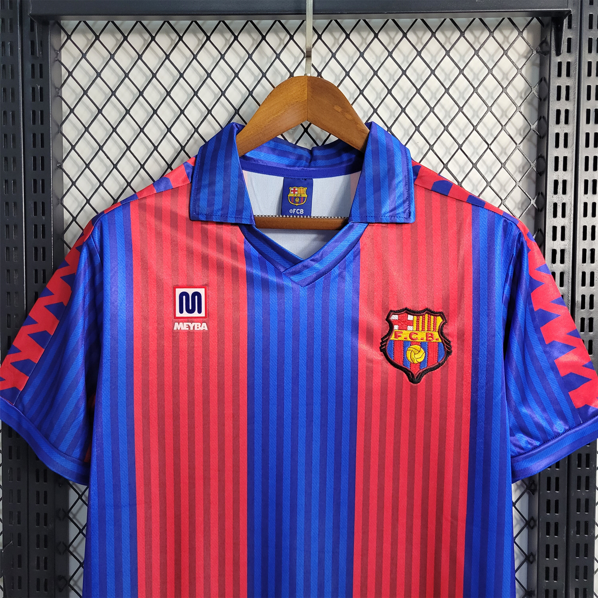B.A.R.S.A Retro 90-92 Home Stadium Jersey - ReplicasJersey