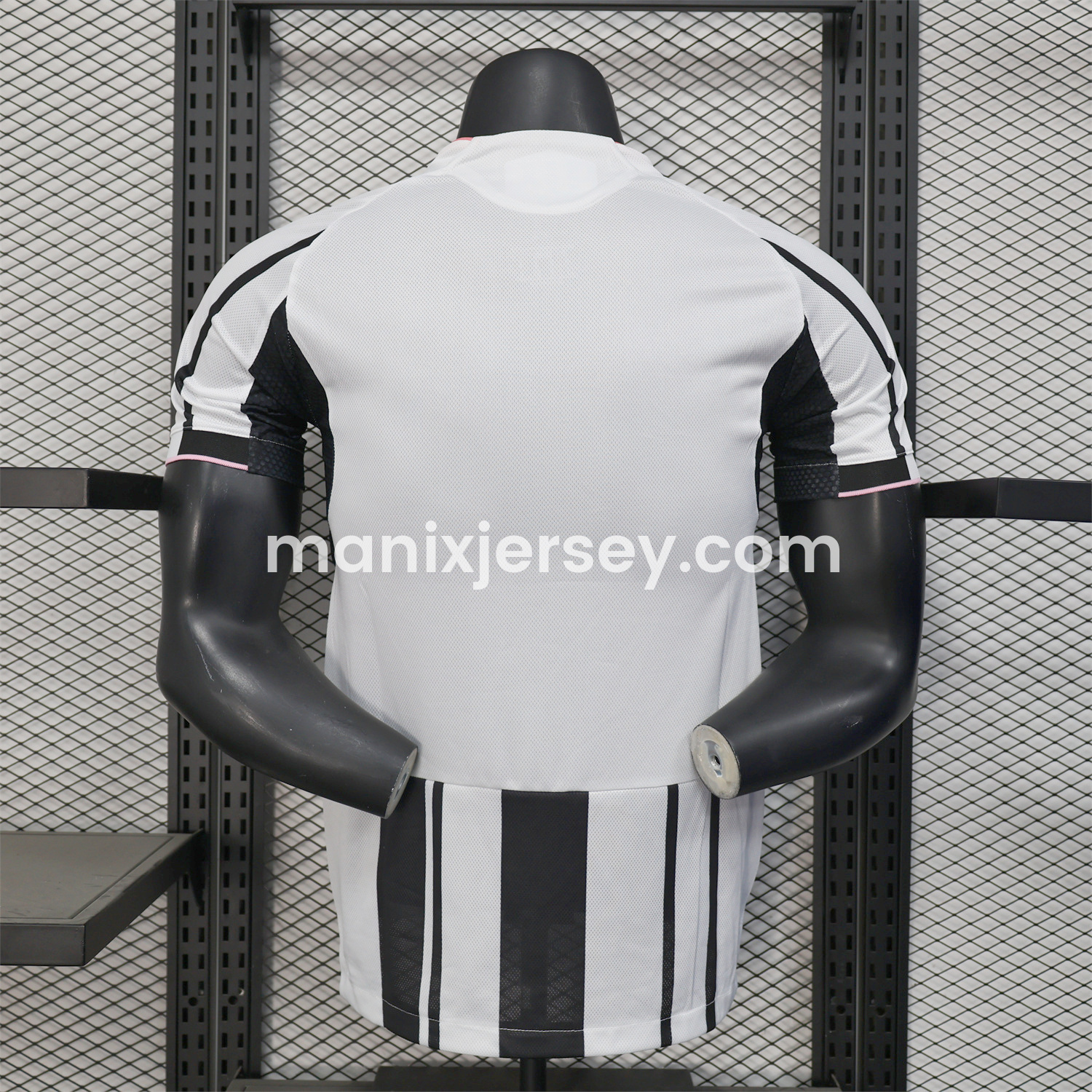 Juventus 25-26 Home Jersey - Player Version - ReplicasJersey