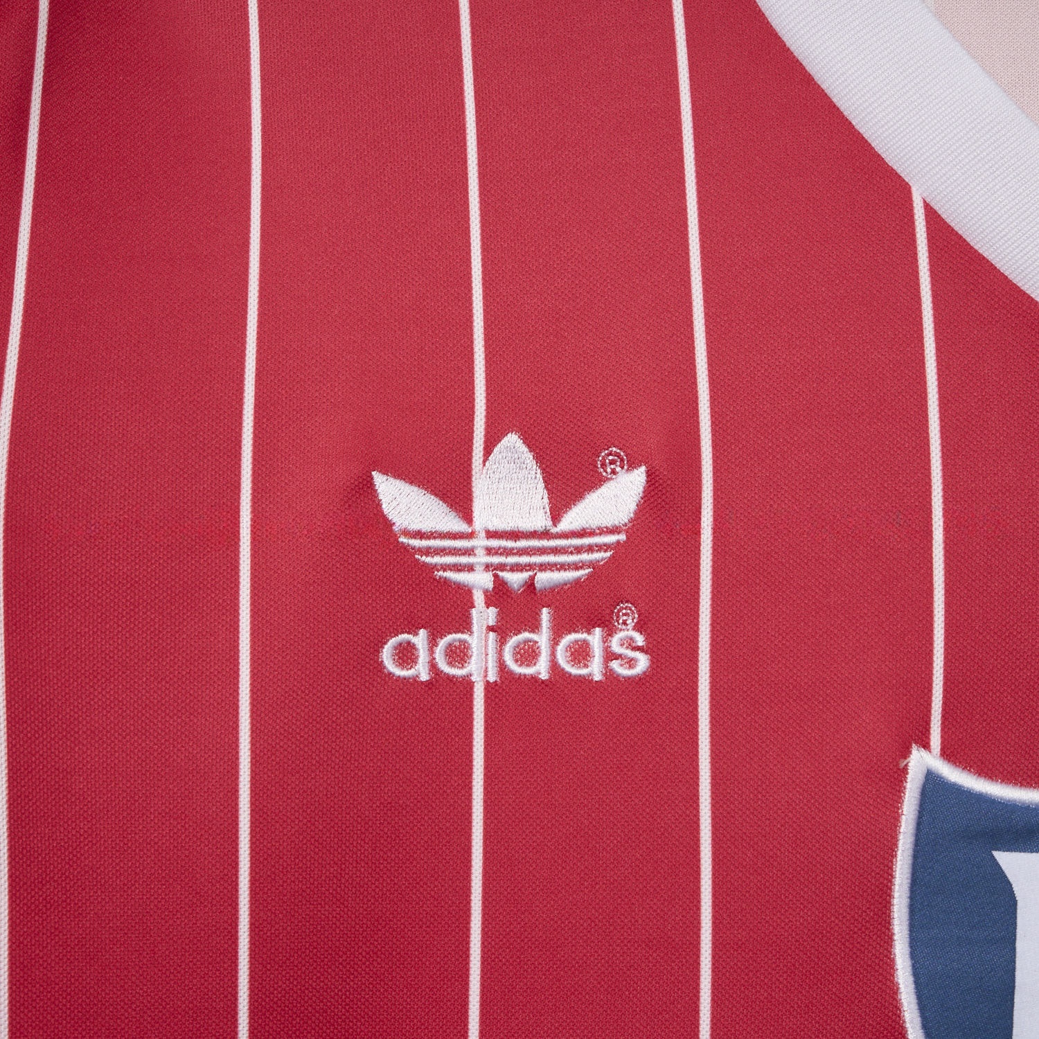 Retro Hamburger SV 1984 Away Jersey - ReplicasJersey