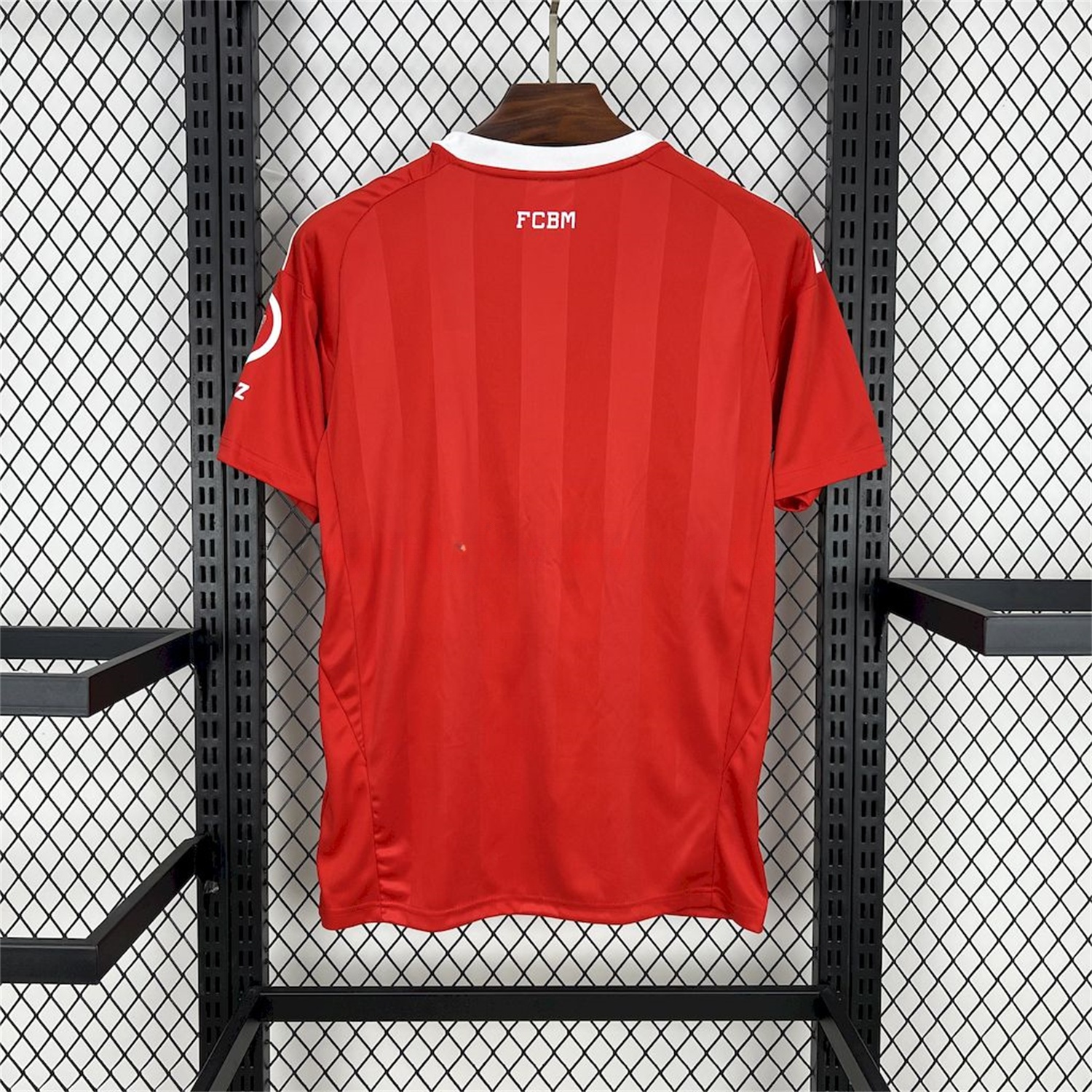Bayern Munich 25-26 Red Trefoil Goalkeeper Jersey - Fans Version - ReplicasJersey