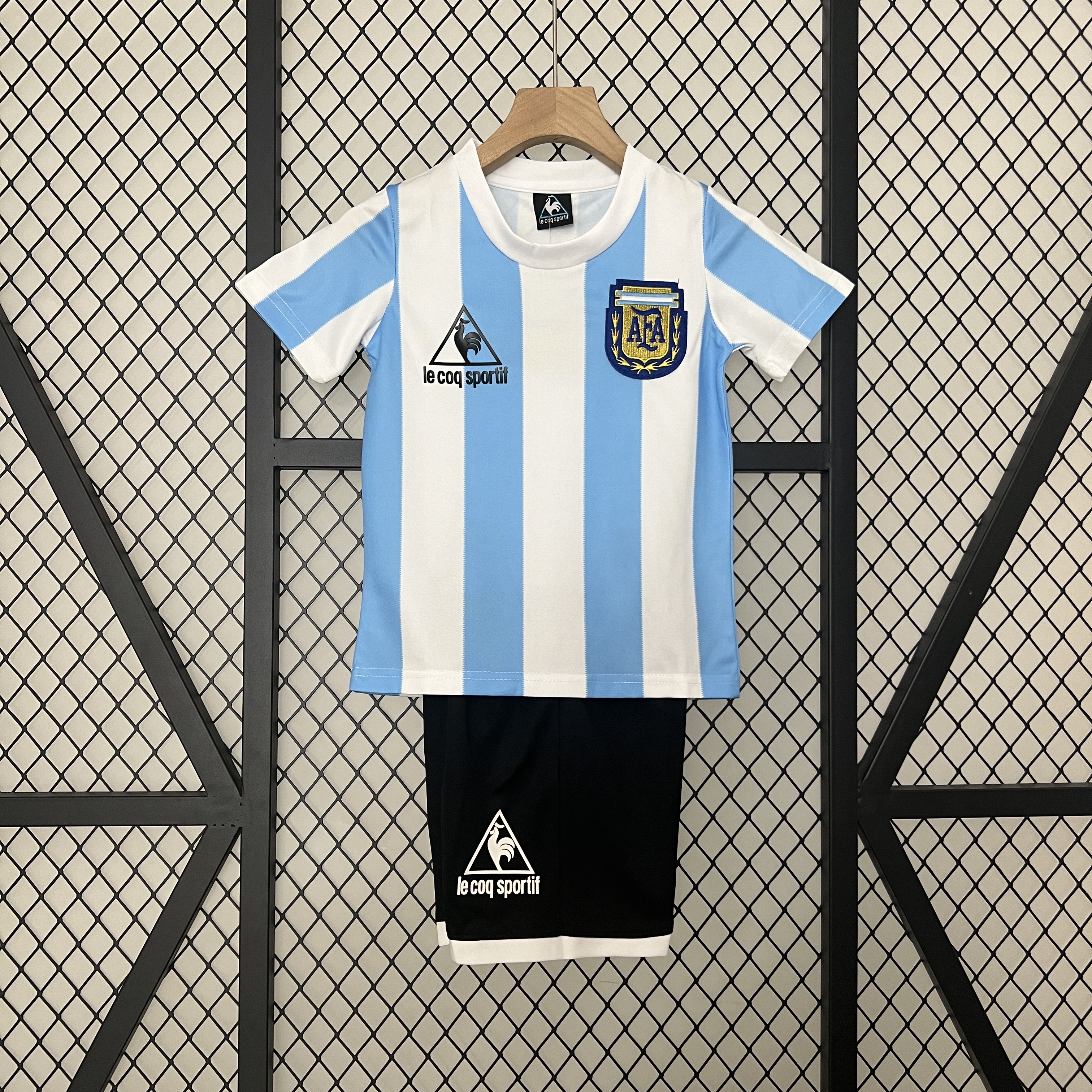 Retro Argentina 1986 Home Stadium Kids Kit - ReplicasJersey