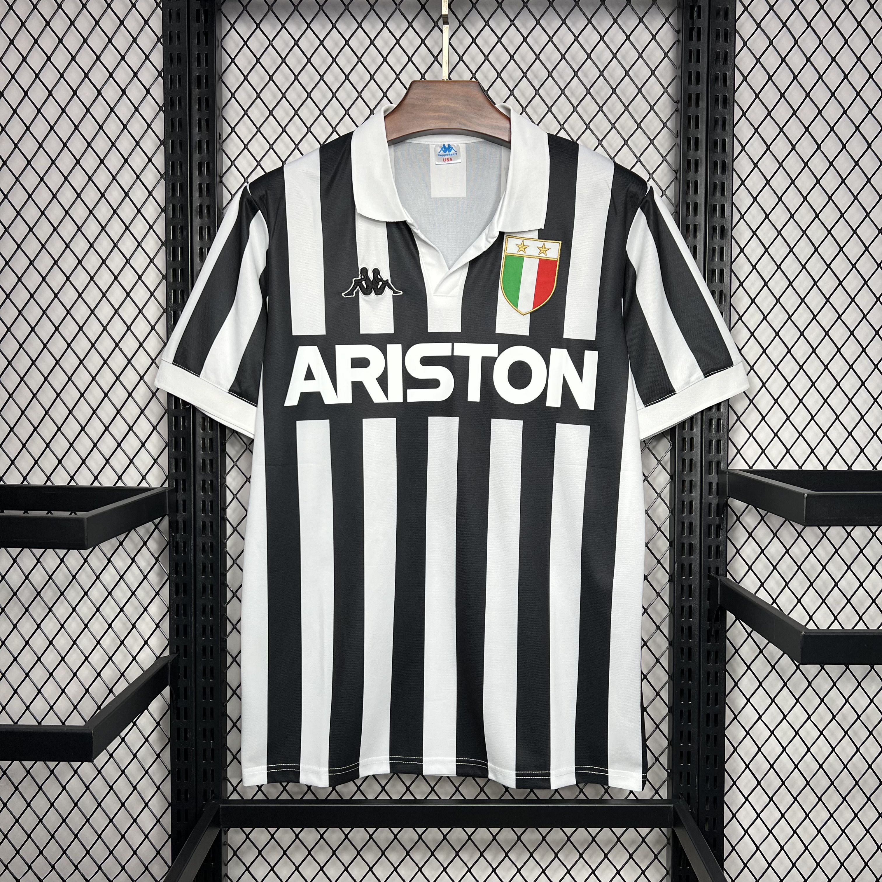 Retro Juventus 1984-85 Home Stadium Jersey - ReplicasJersey
