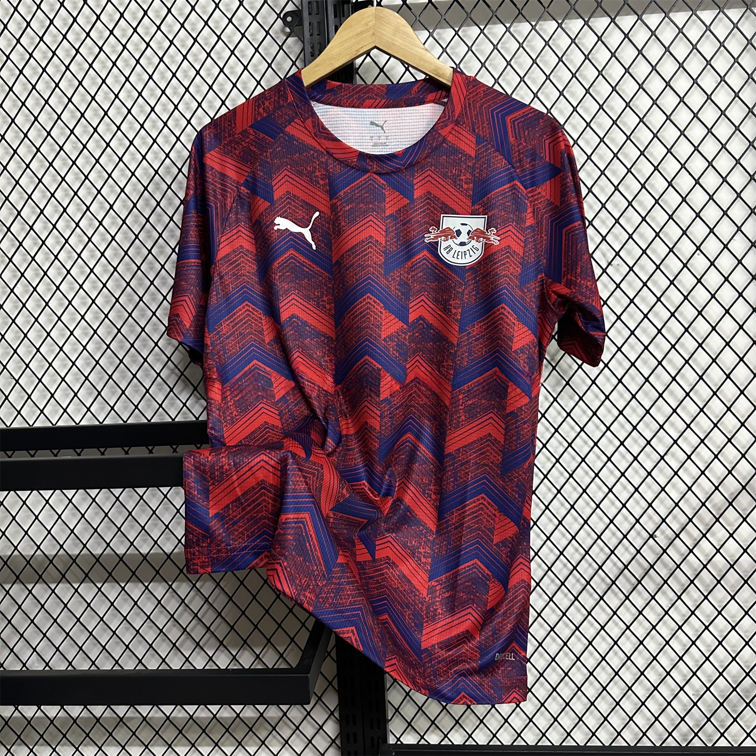 RB Leipzig 25-26 Pre-Match Red Blue Training Jersey - Fans Version - ReplicasJersey